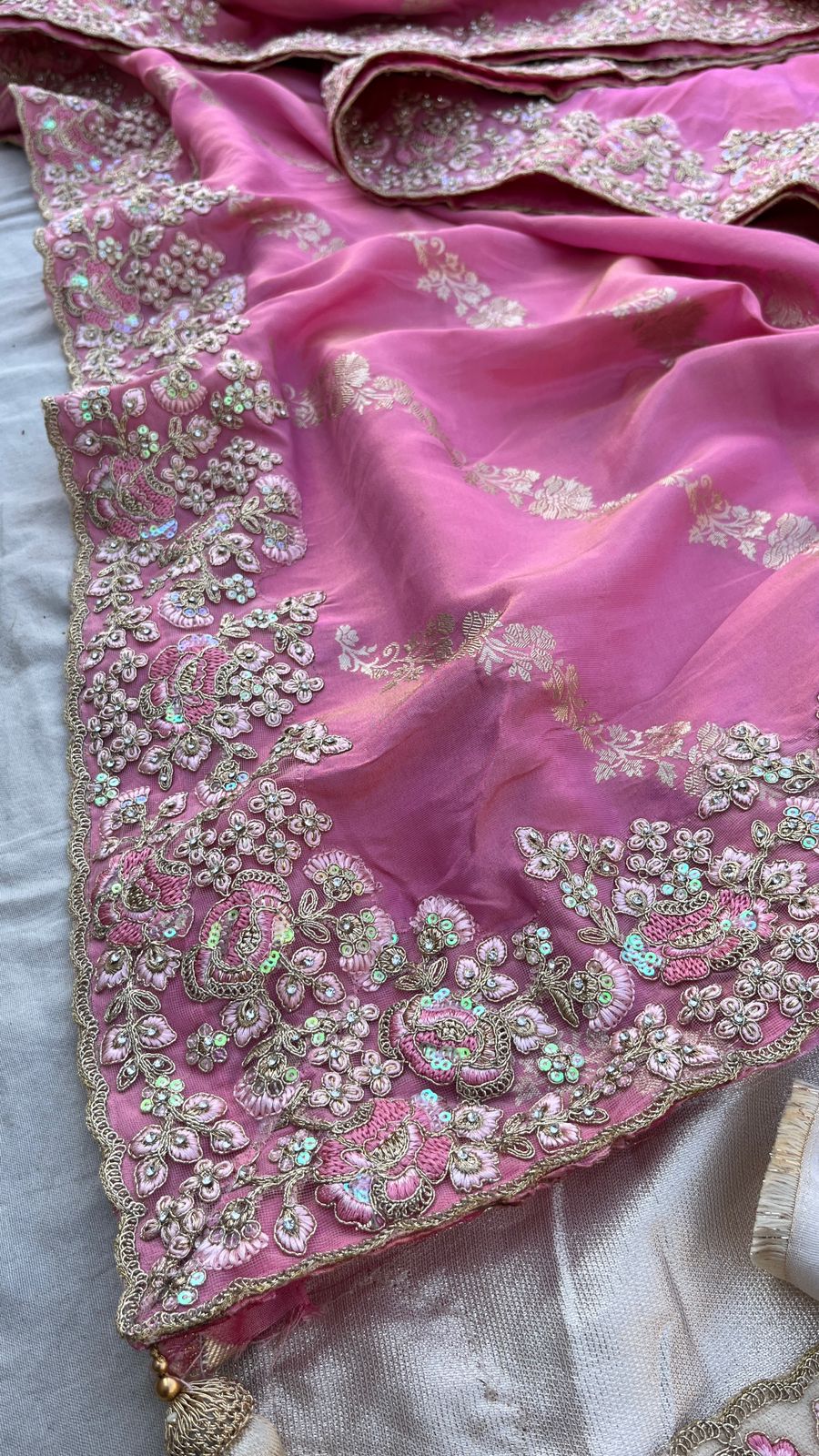 Vania Banarsi Munga Silk Saree pink sari - Saffronfashionindia