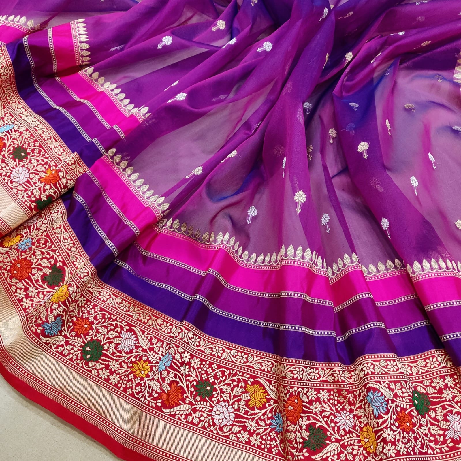 Kanisha Kora Handwoven Saree Beautiful Sari - Saffronfashionindia