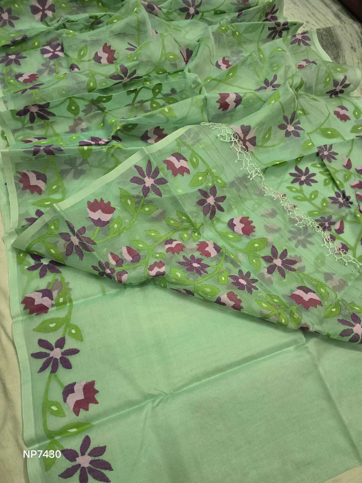 Rivisha Tantuj jamdani Saree traditional saree - Saffronfashionindia