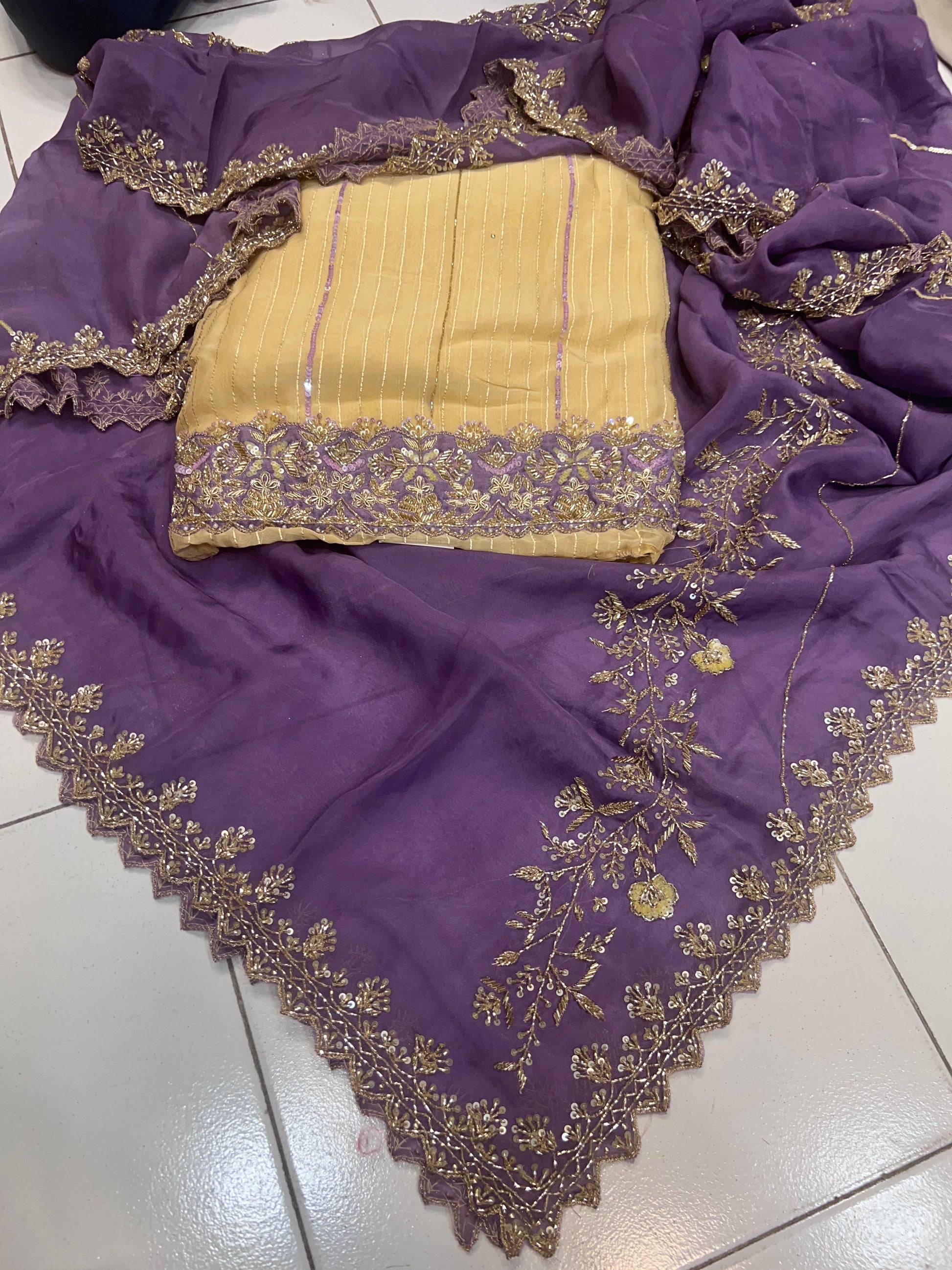 Mahima Punjabi Salwar Suit Indian Salwar kameez - Saffronfashionindia