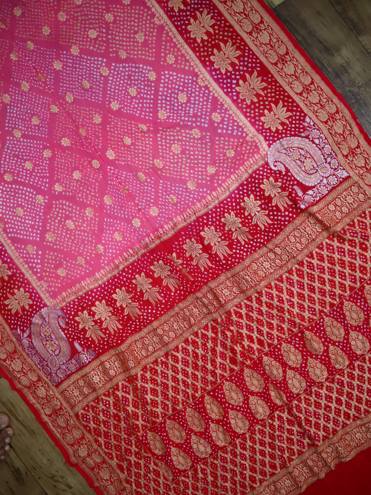 Strawberry peachy dual shades Khaddi Gorgette saree - Saffronfashionindia