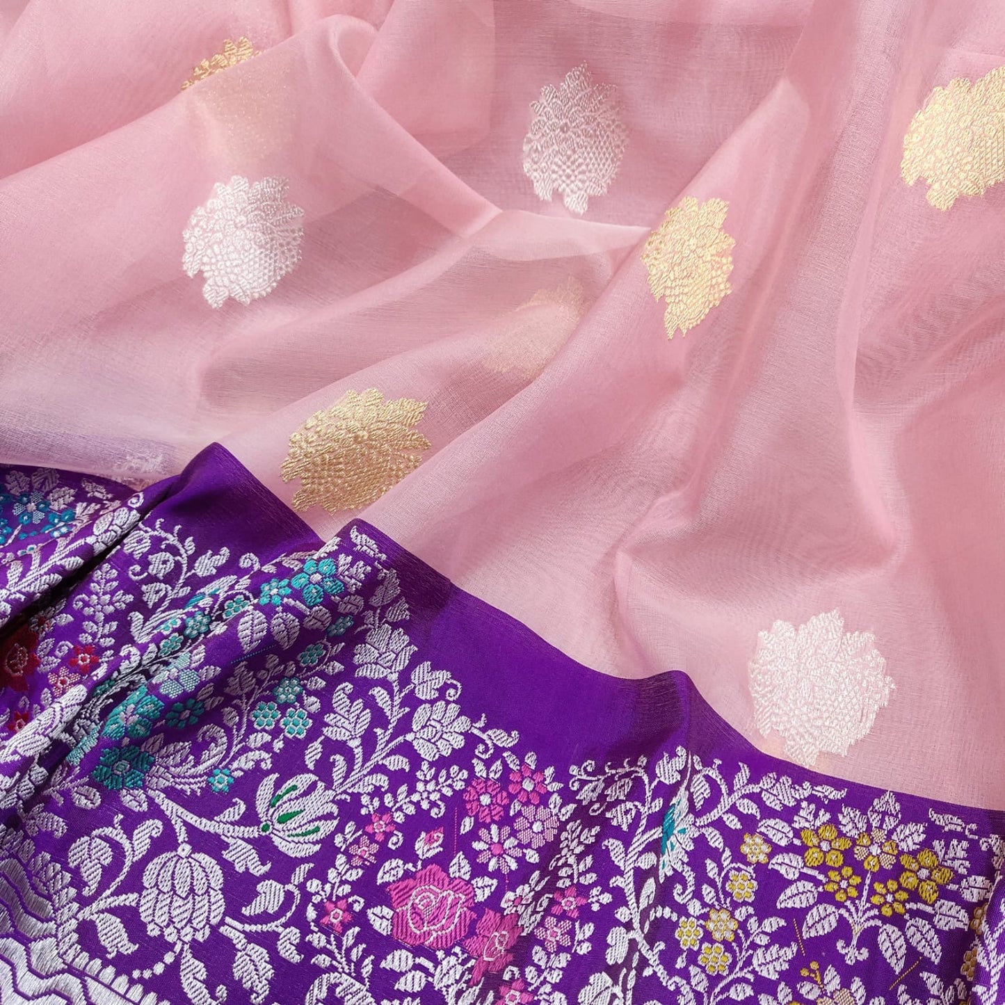 Ruvi kora hamdwoven kadwa saree Indian sarees - Saffronfashionindia