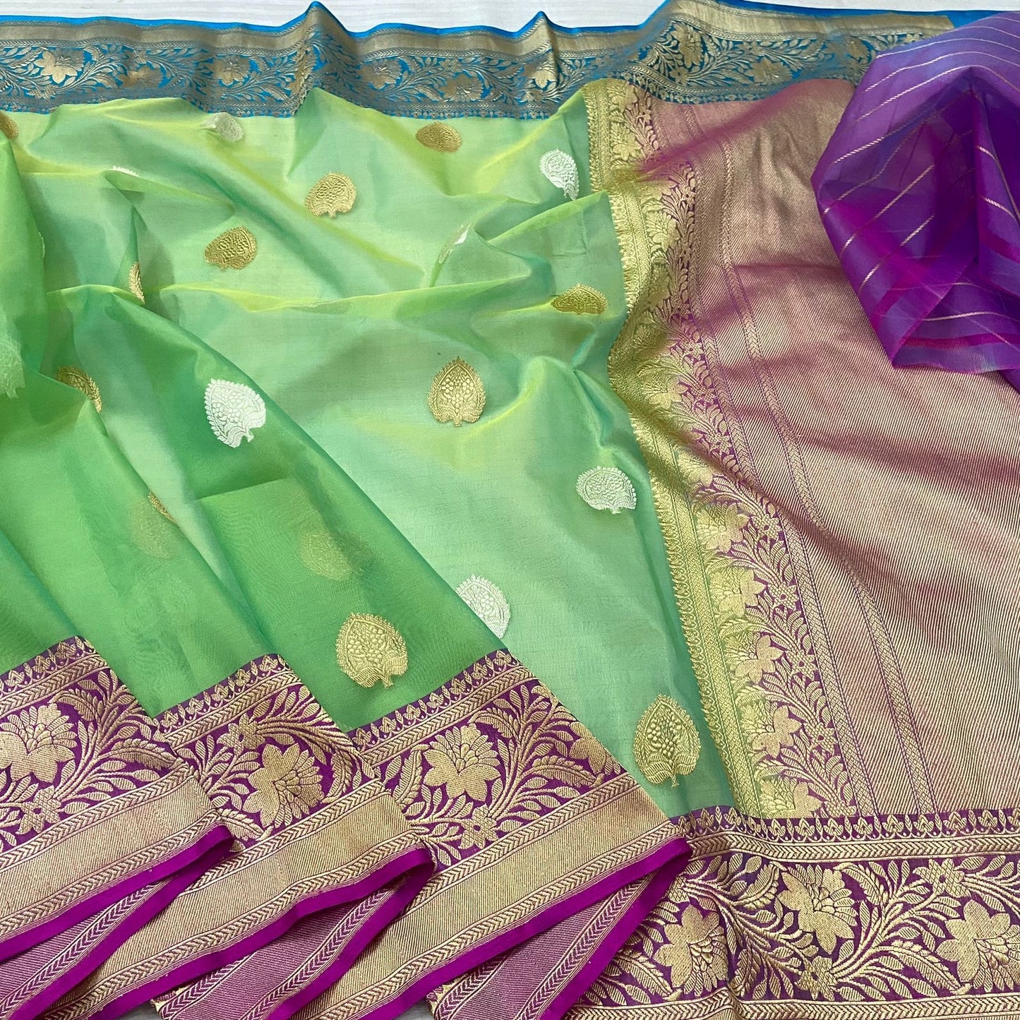 Jamuna ganga Kora saree Banarsi saree handwoven sarees - Saffronfashionindia