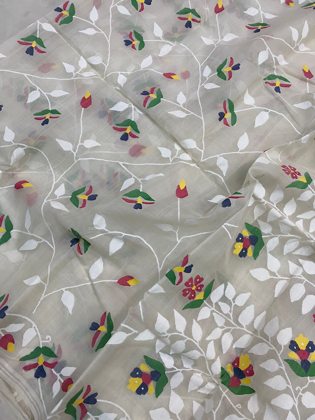 Ramaika Tantuj jamdani saree - Saffronfashionindia