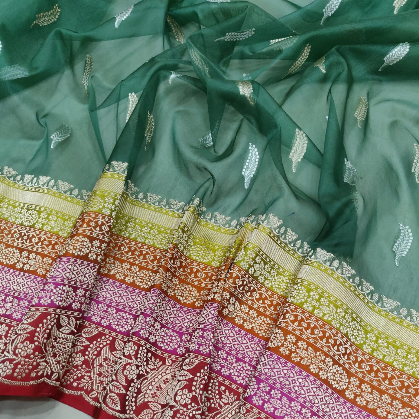 Green Kora handwoven Zari saree Indian sari - Saffronfashionindia