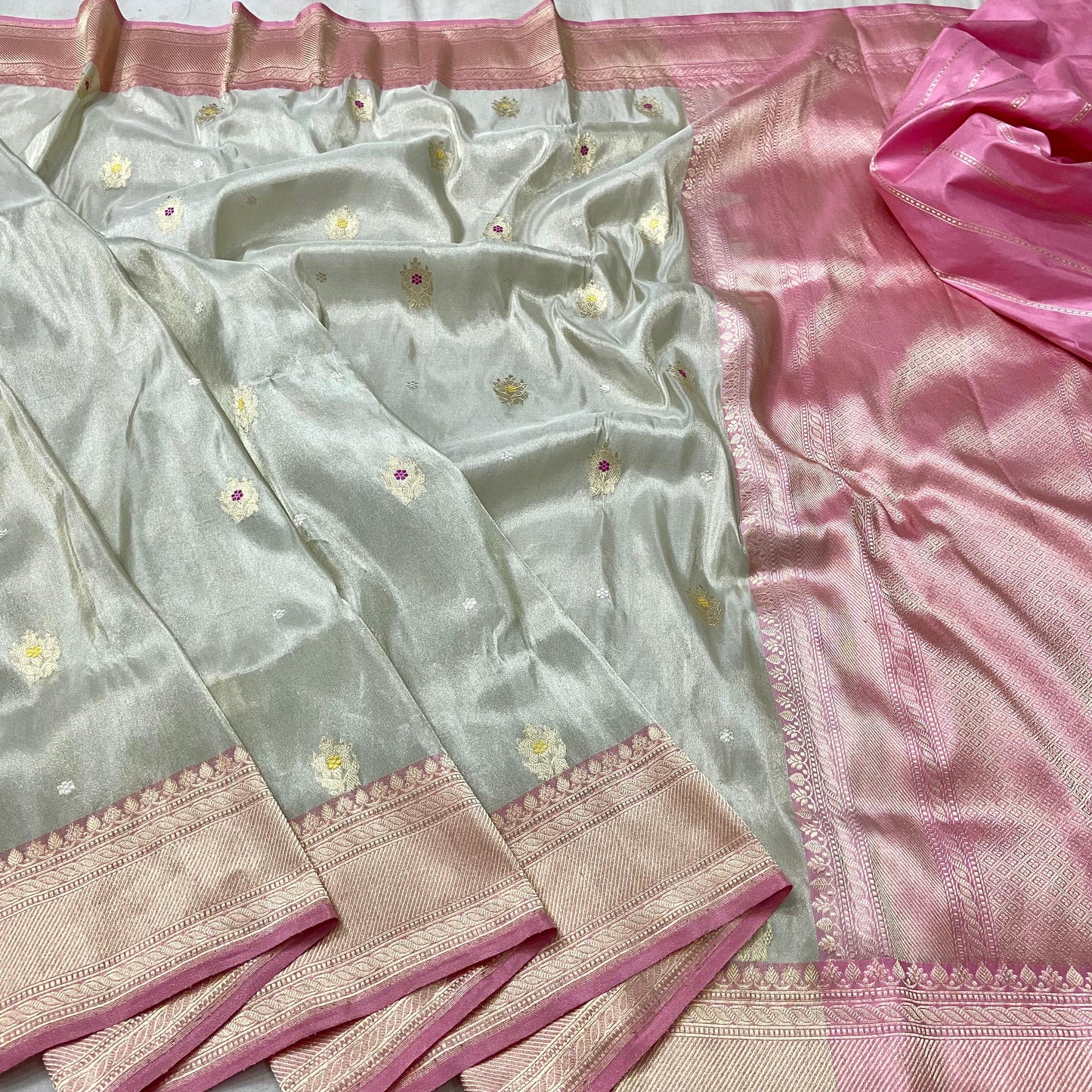 Tissue Meenakari Saree kadwa saree Traditional saree - Saffronfashionindia
