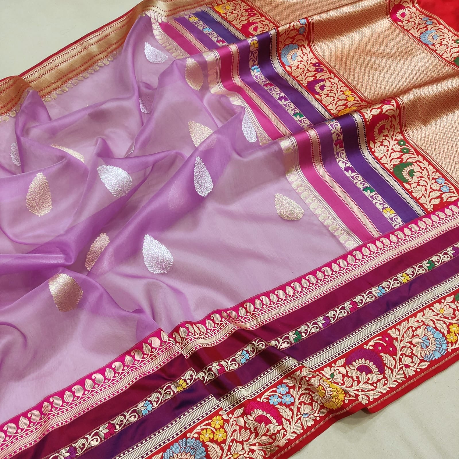 Pishika kora handwoven kadwa saree women sarees - Saffronfashionindia