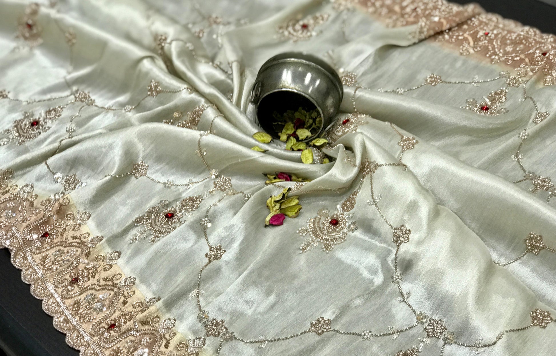 Silk Kanjeevaram saree wedding sari reception saree blouse Saffronfashionindia
