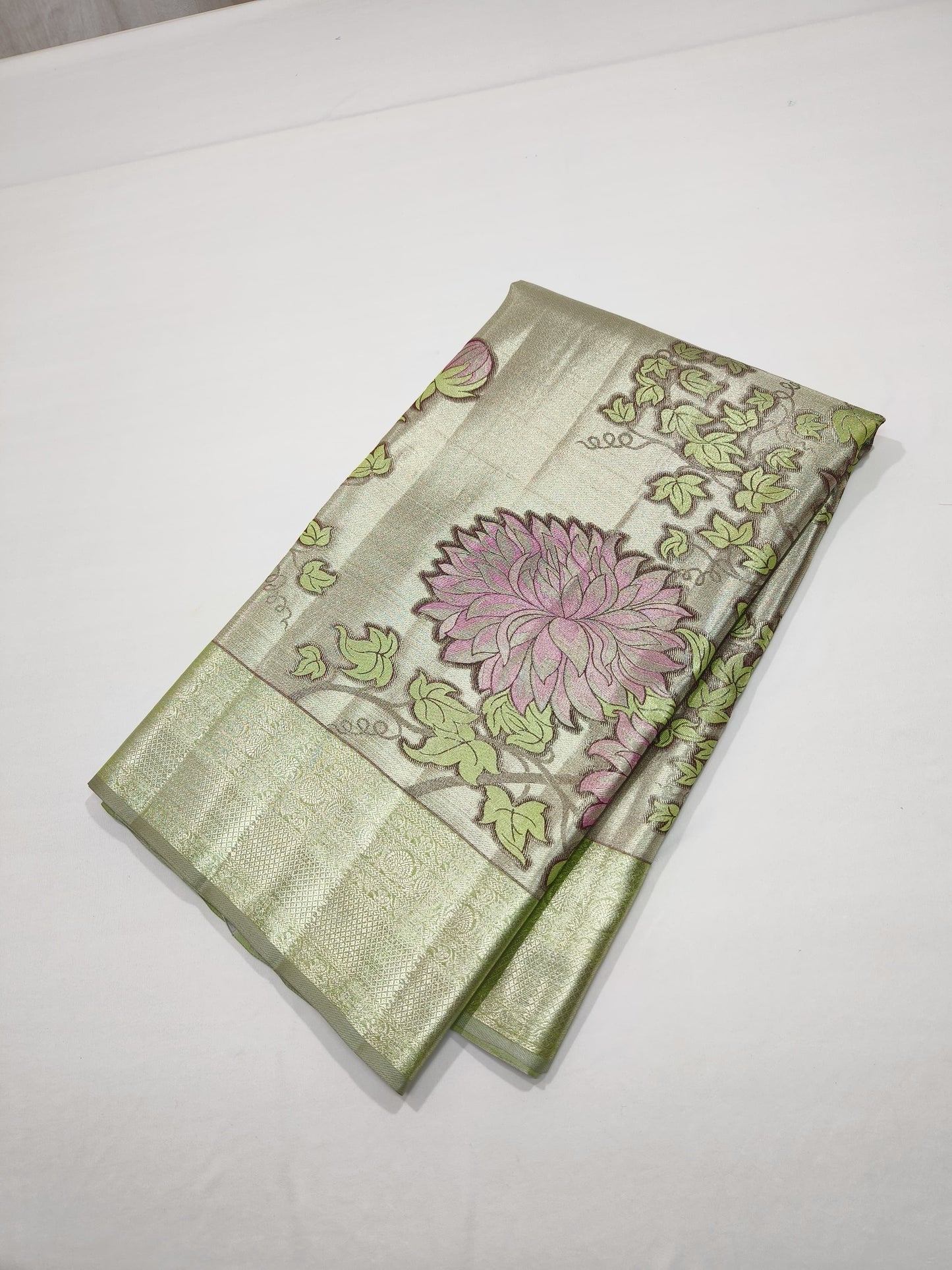 Hafisha Pure Kanjeevaram Silk Saree Indian Traditional Sarees SaffronFashion