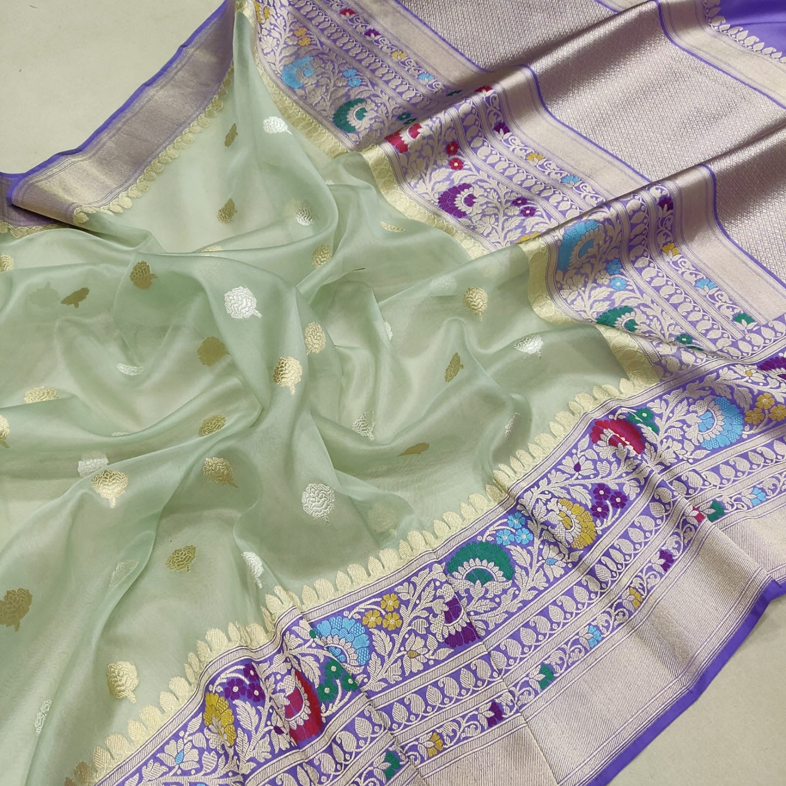 Oniva Kora saree handwoven saree Indian kora kadwa sarees - Saffronfashionindia