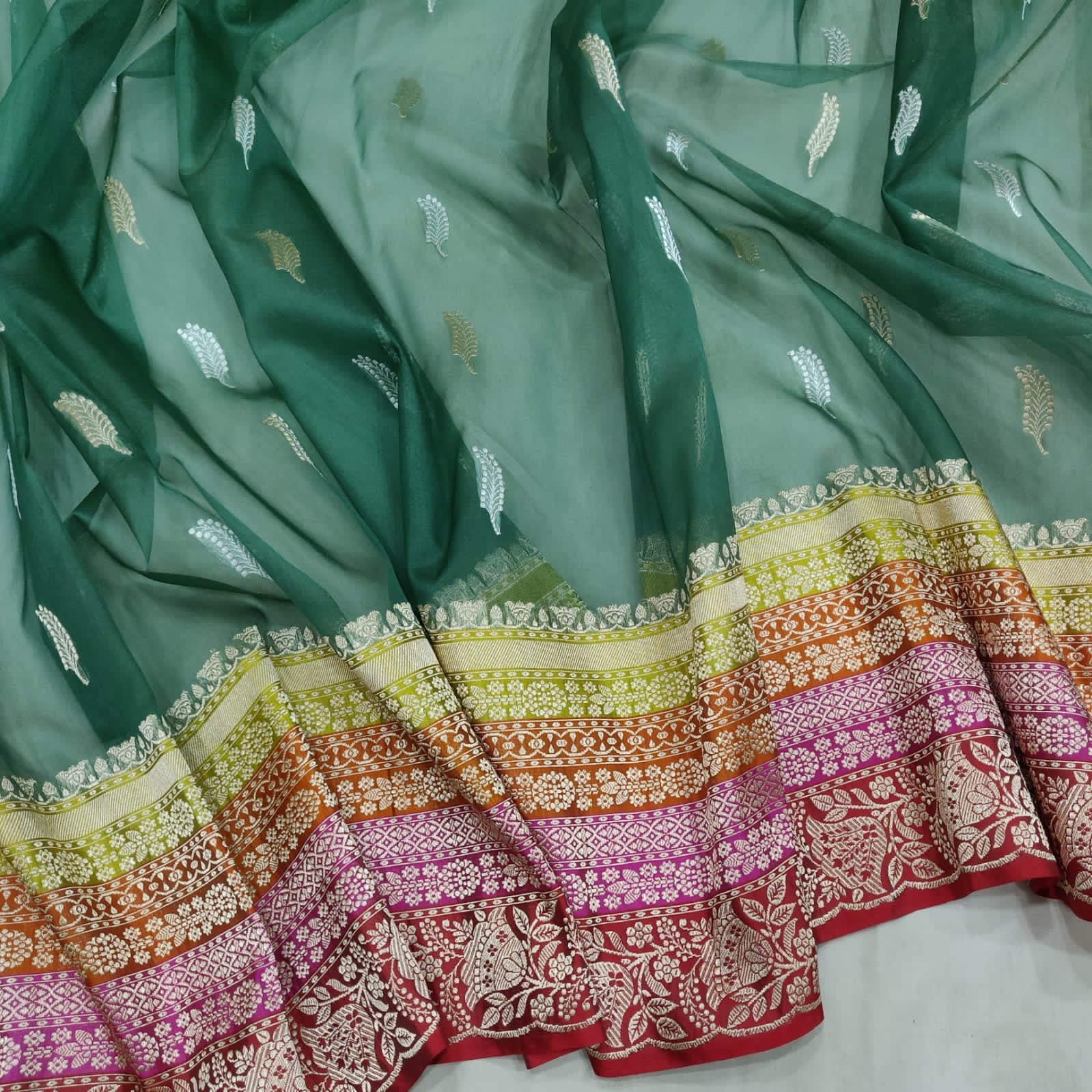 Green Kora handwoven Zari saree Indian sari - Saffronfashionindia