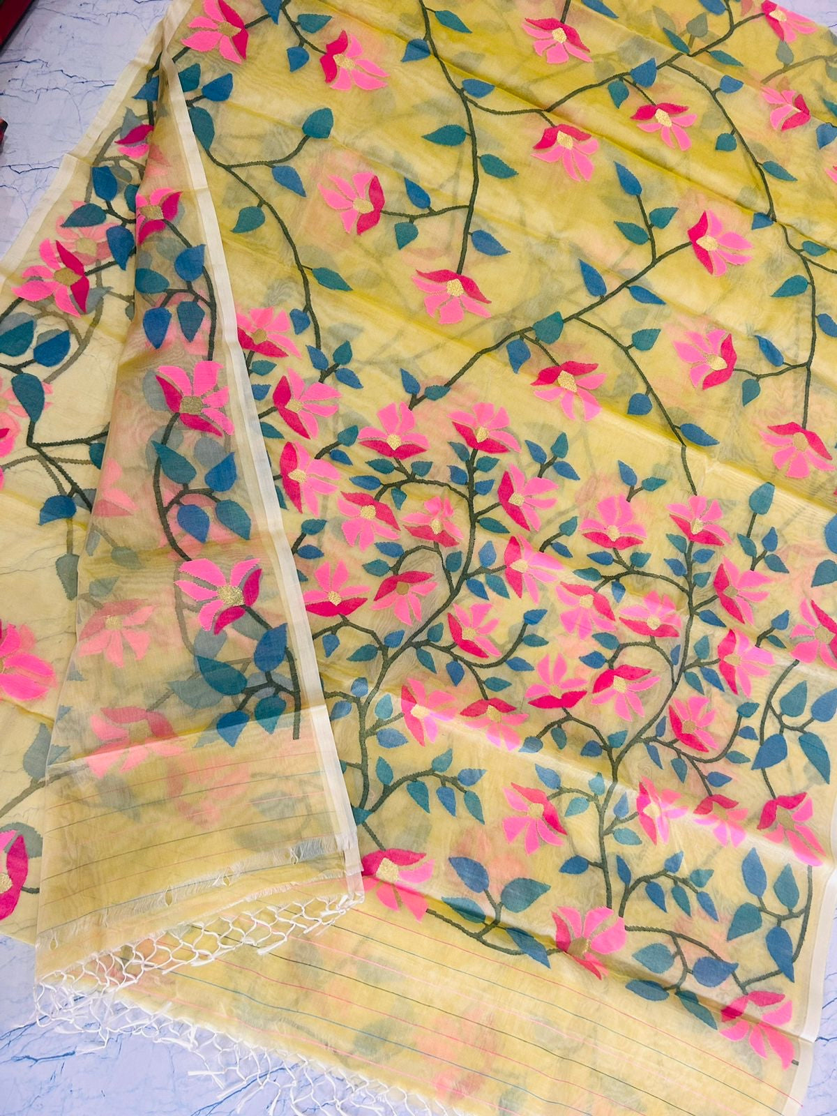 Yelena handloom muslin Tantuj sarees - Saffronfashionindia