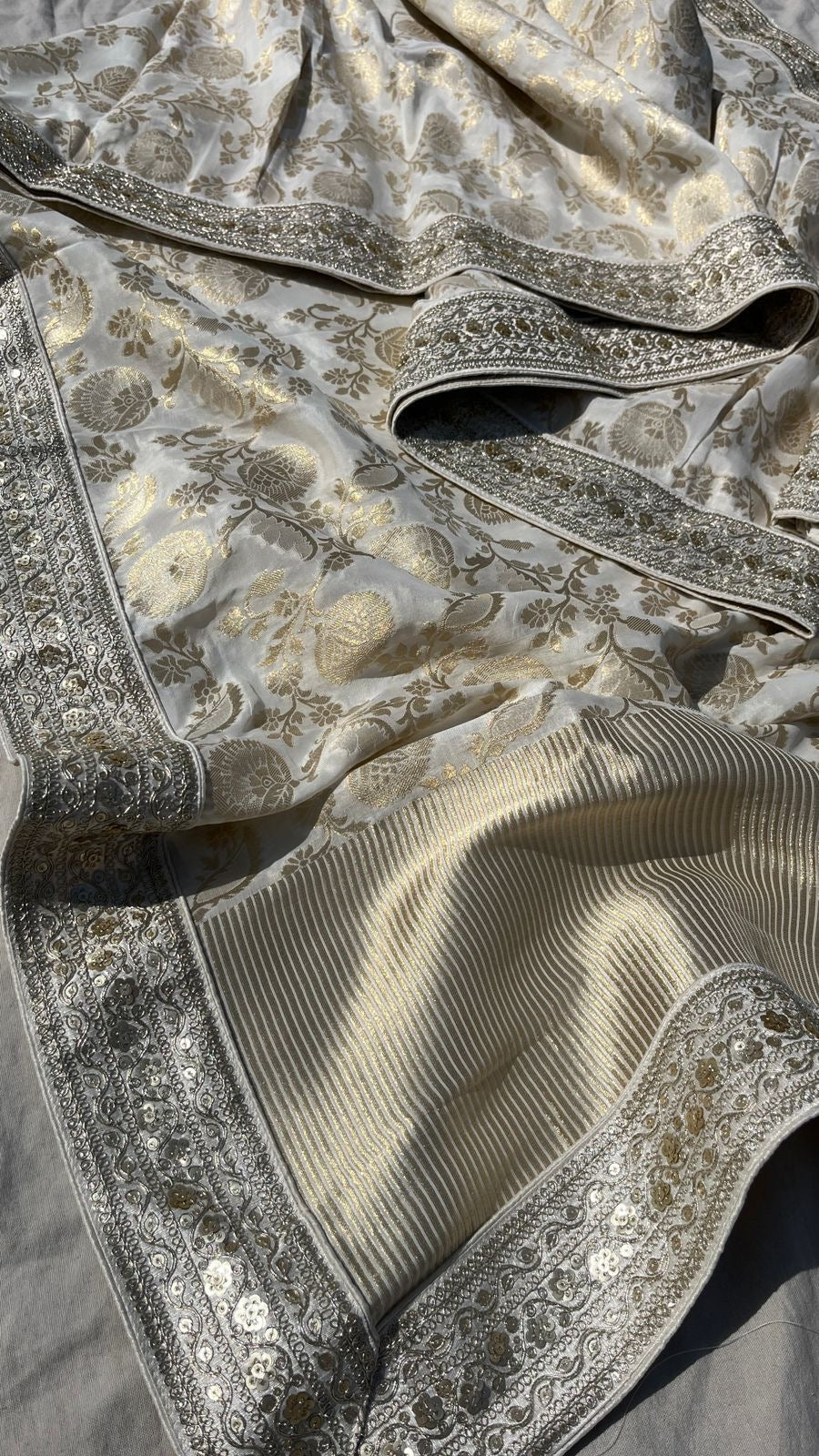 White Khaddi Gorgette saree weaving saree - Saffronfashionindia
