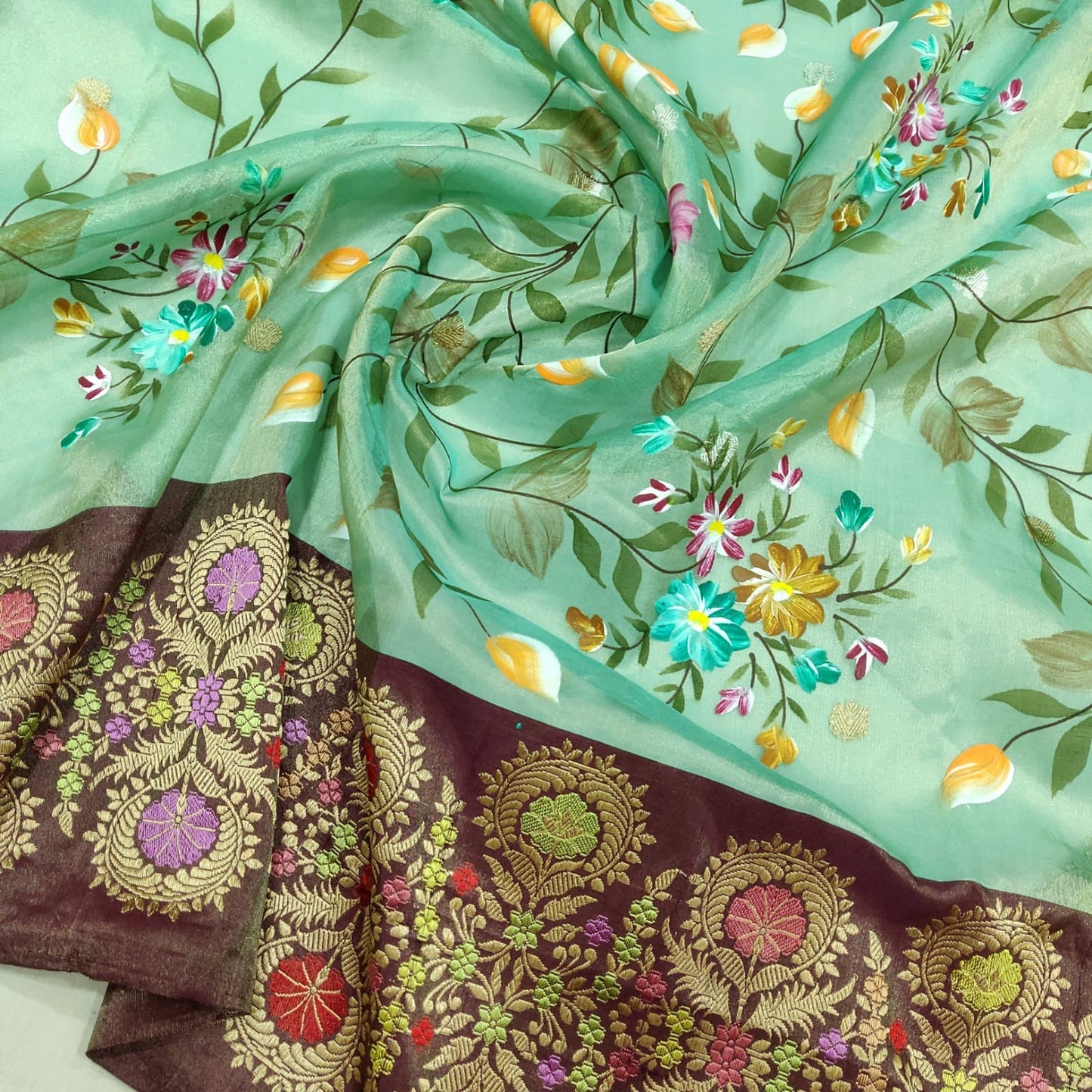 Harbani tissue handwoven kadwa sarees - Saffronfashionindia