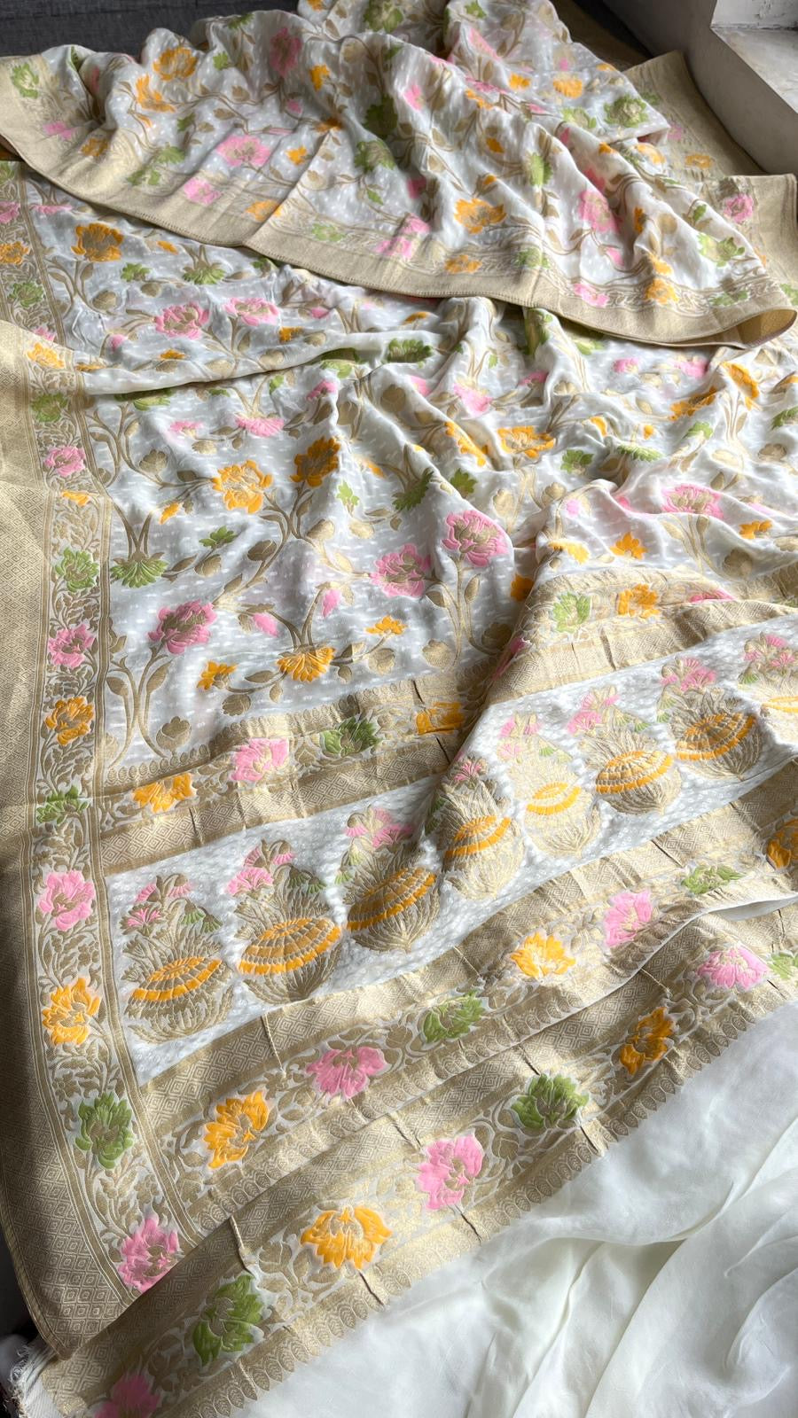 Muvish Khaddi Gorgette saree Indian sarees - Saffronfashionindia
