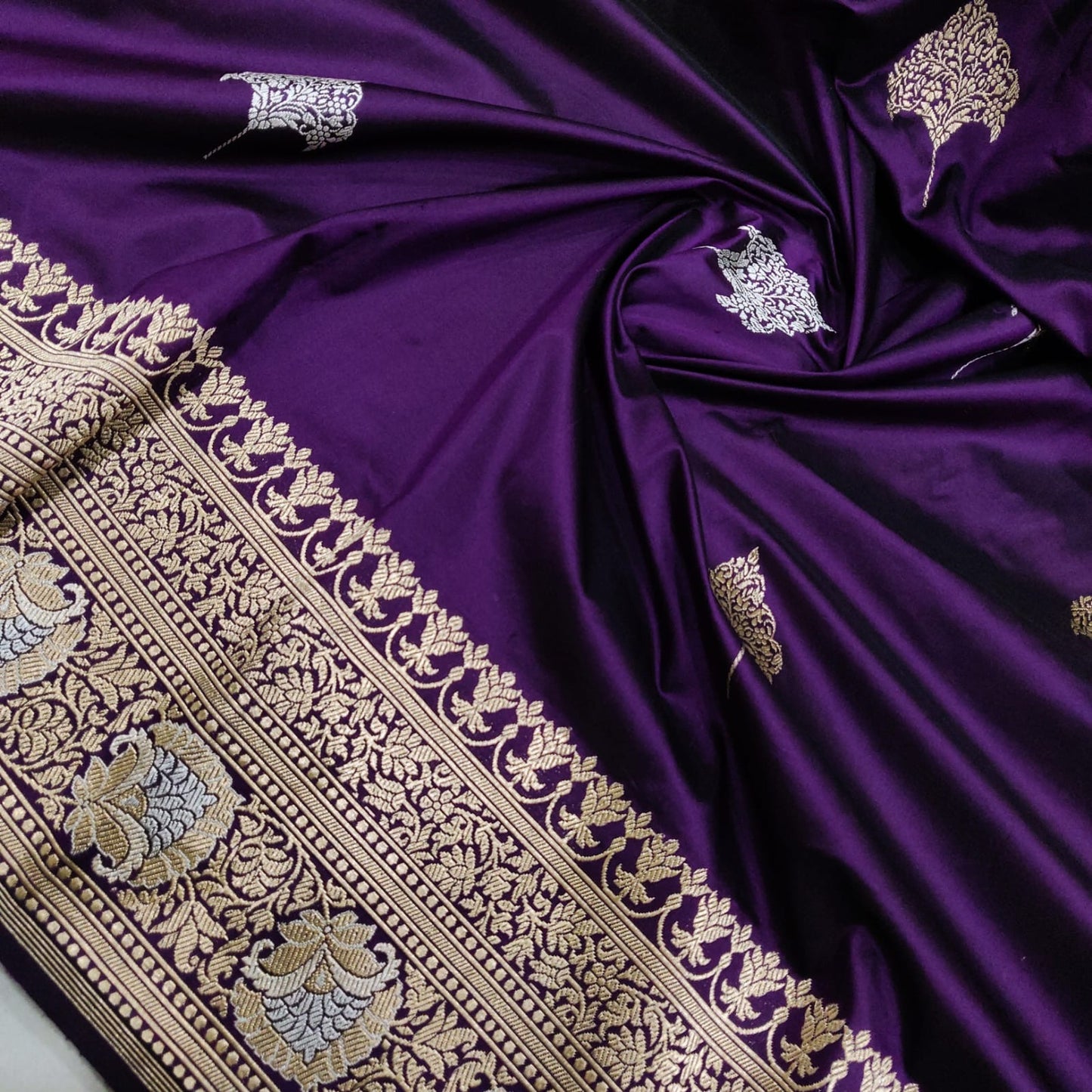 Katana handwoven silk saree - Saffronfashionindia