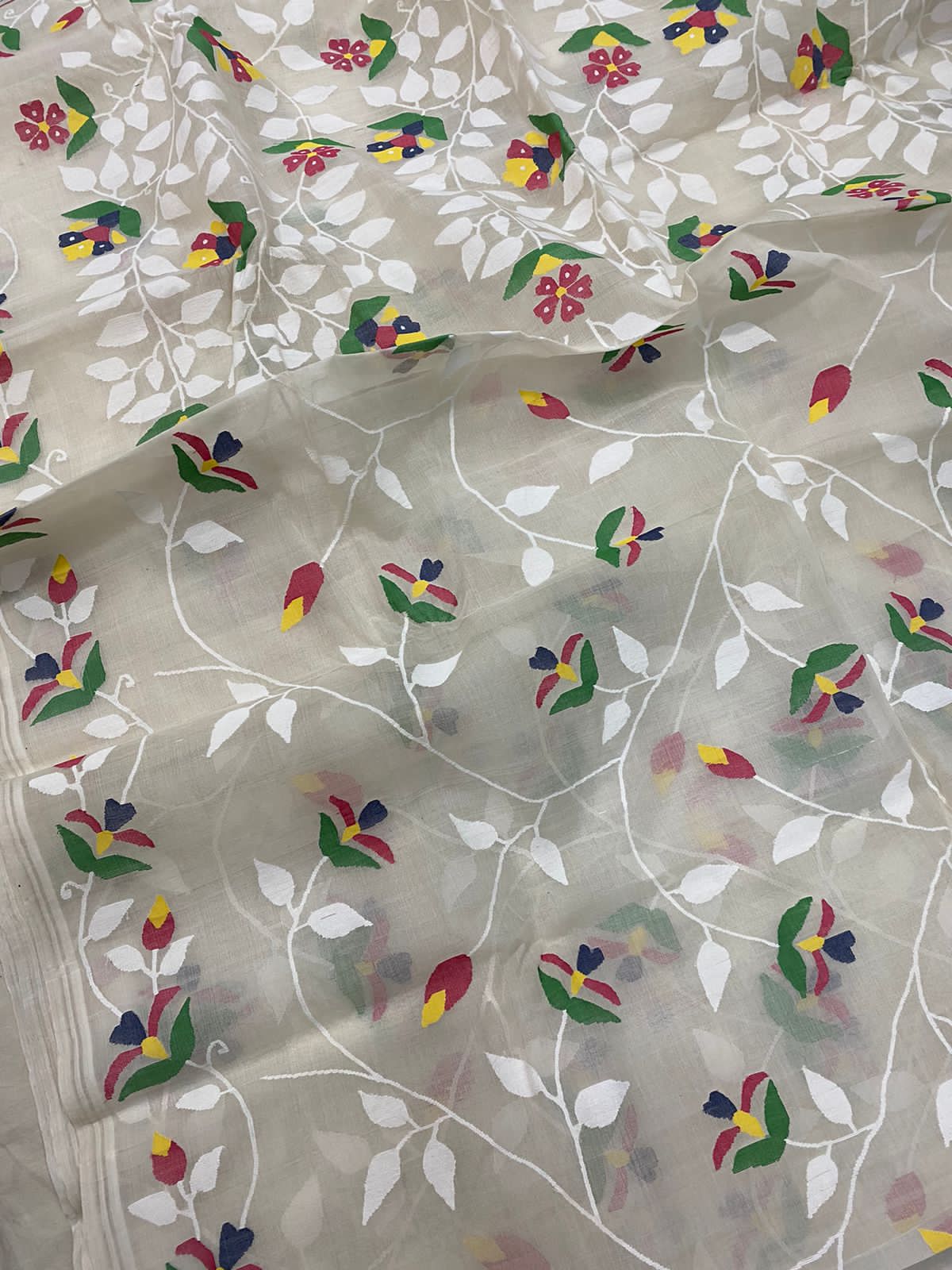 Ramaika Tantuj jamdani saree - Saffronfashionindia