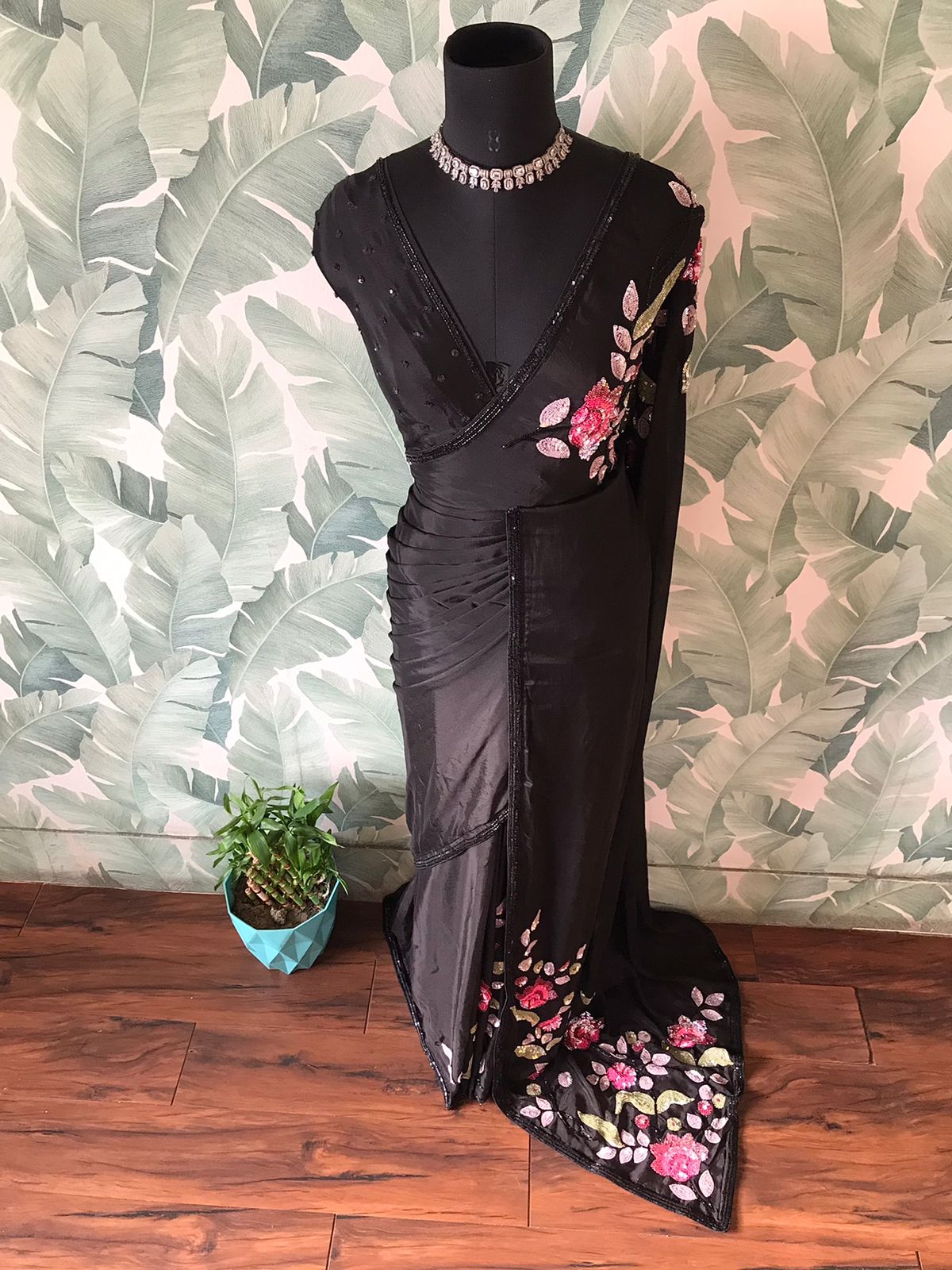 Elegant premium saree floral sari blouse partywear sarees Saffronfashionindia