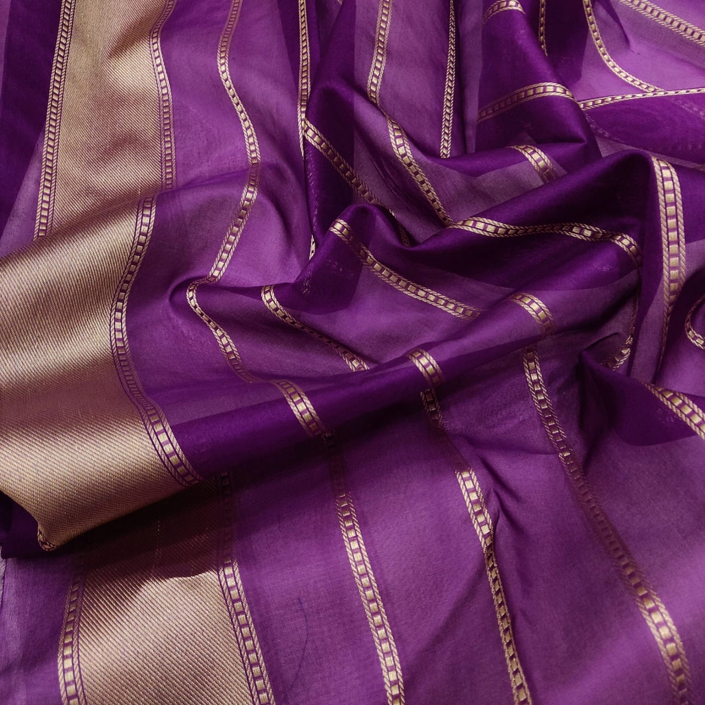 Zinaatam tissue handwoven kadwa saree - Saffronfashionindia