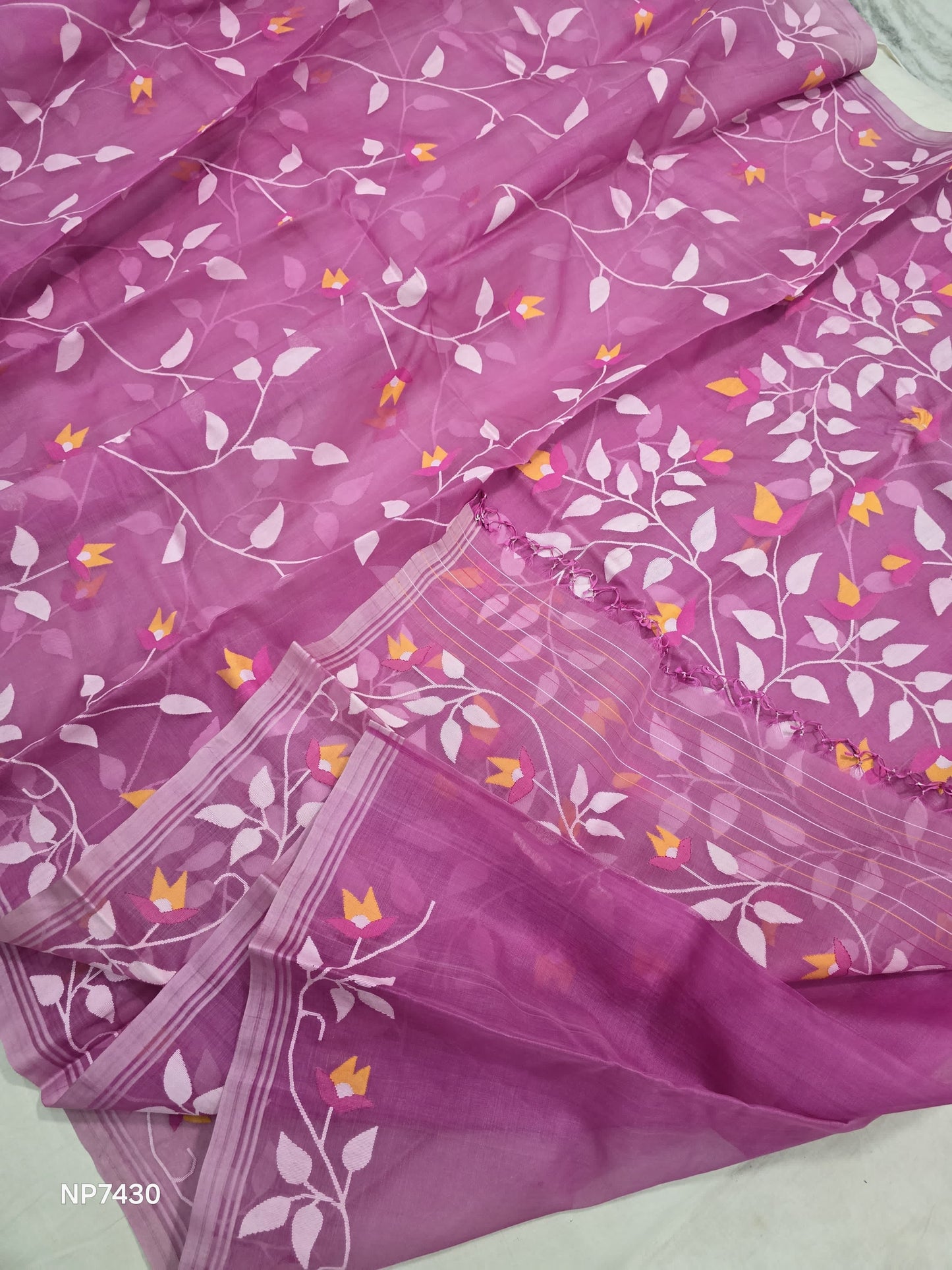 Aliva muslin Jamdani saree Tantuj sarees blouse Saffronfashionindia