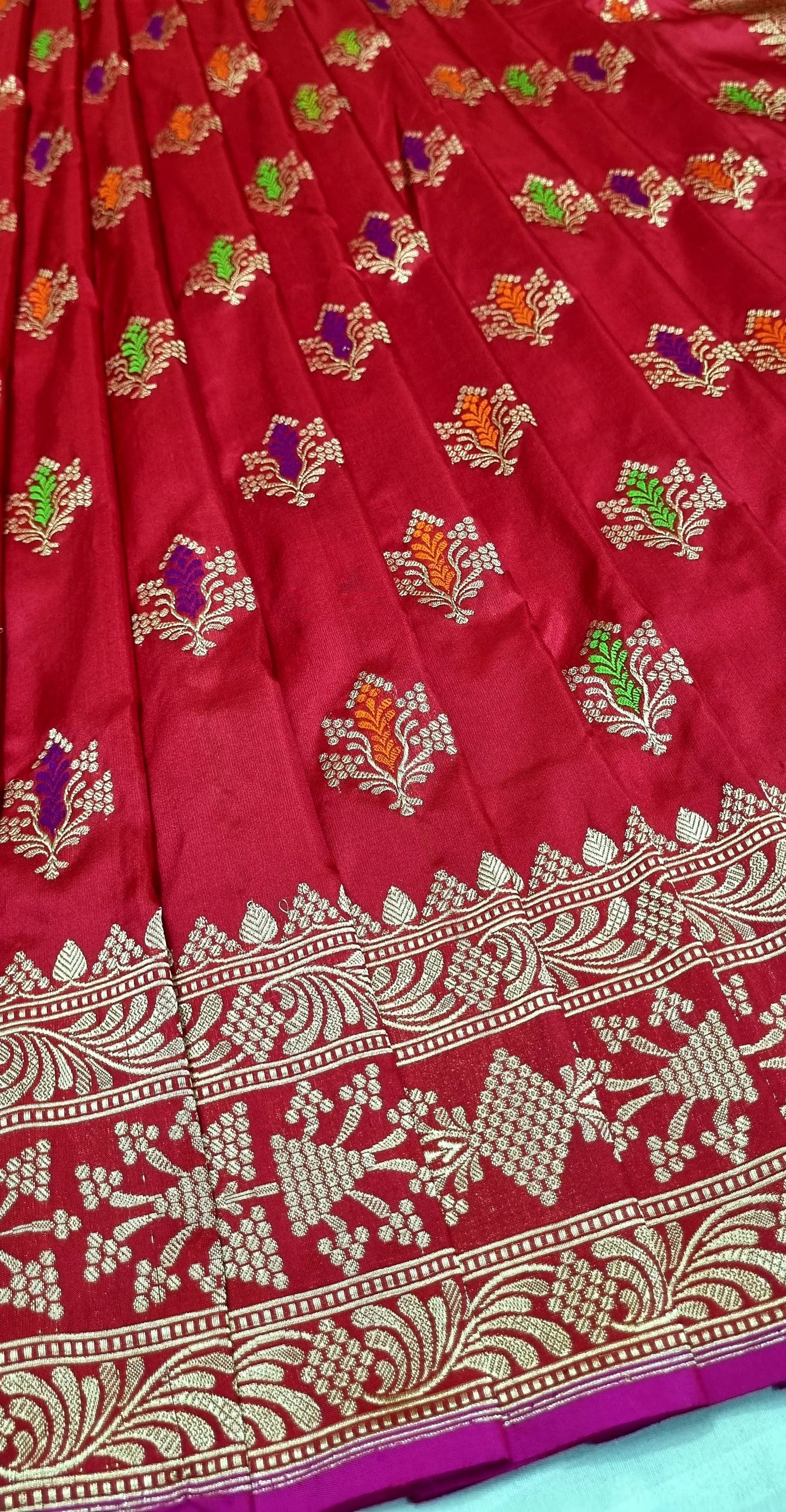 Red bridal Banarsi handwoven kadwa Katan sarees - Saffronfashionindia