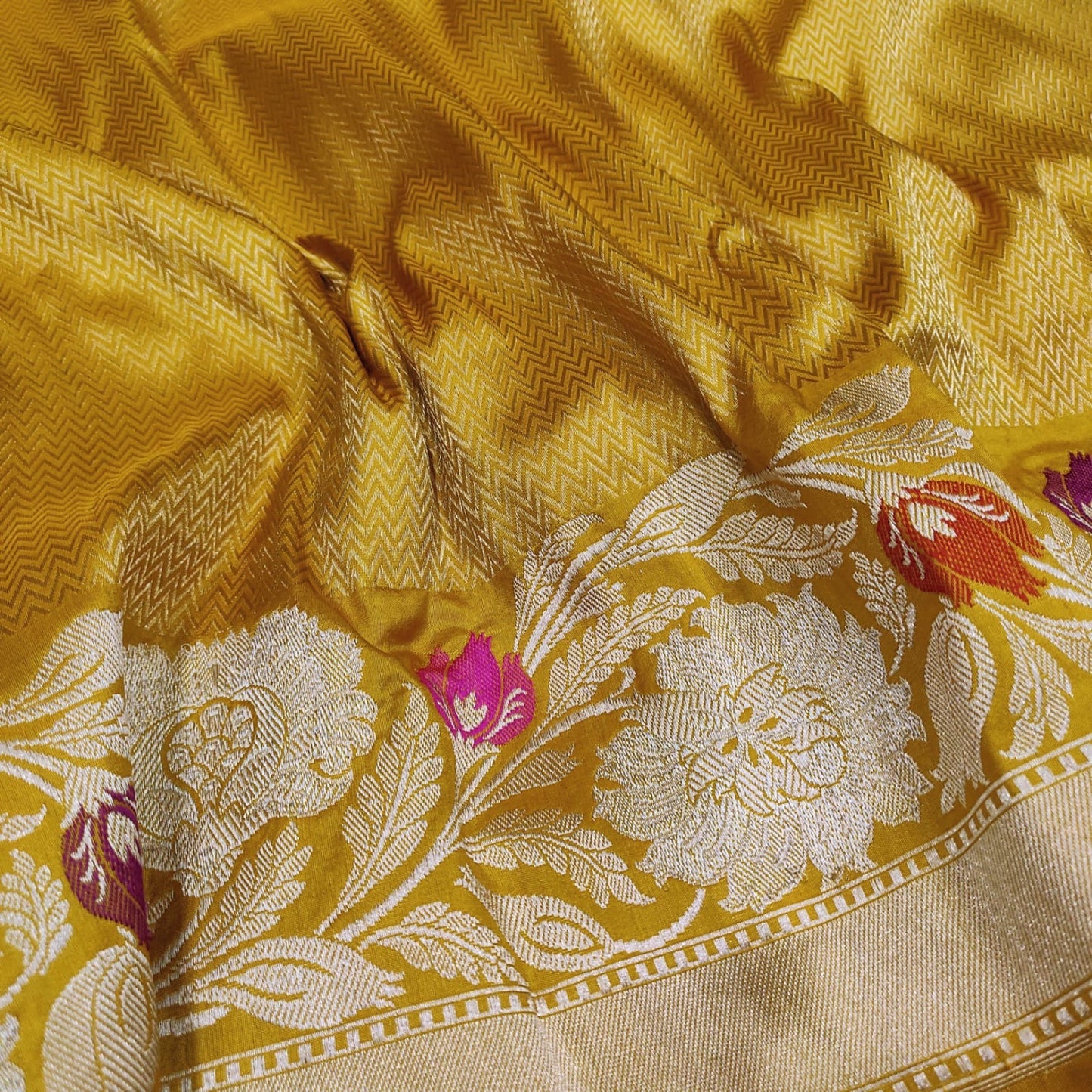 Mahiva katan silk saree handwoven sarees blouse - Saffronfashionindia