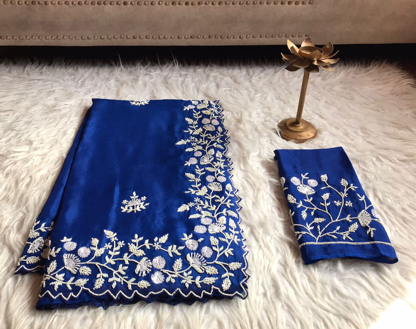 Pearl Elegabt Blue Gorgette women Saree - Saffronfashionindia