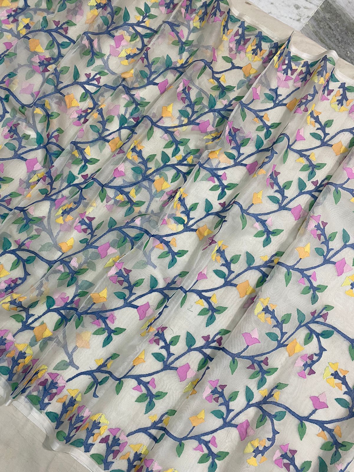 Hayati jamdani indian saree - Saffronfashionindia
