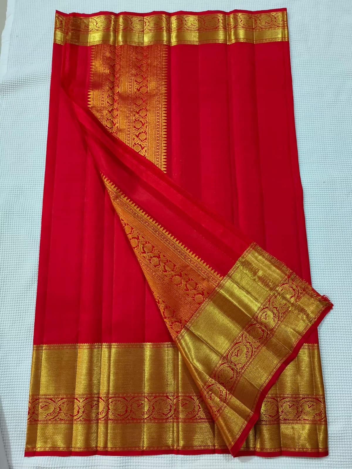 Red Kanchi handloom dupatta - Saffronfashionindia