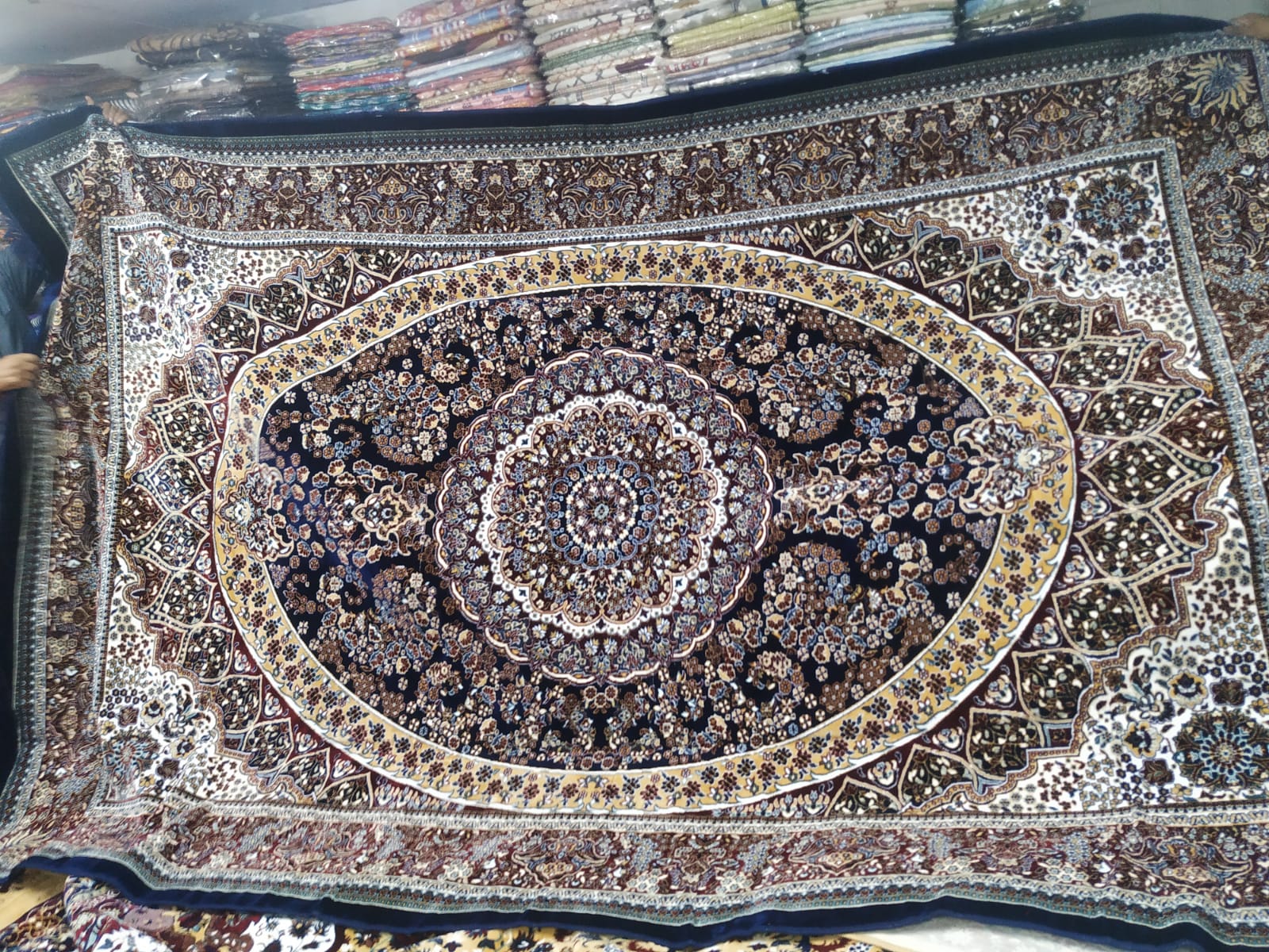 Nusheena velvet beautiful authetic carpets - Saffronfashionindia