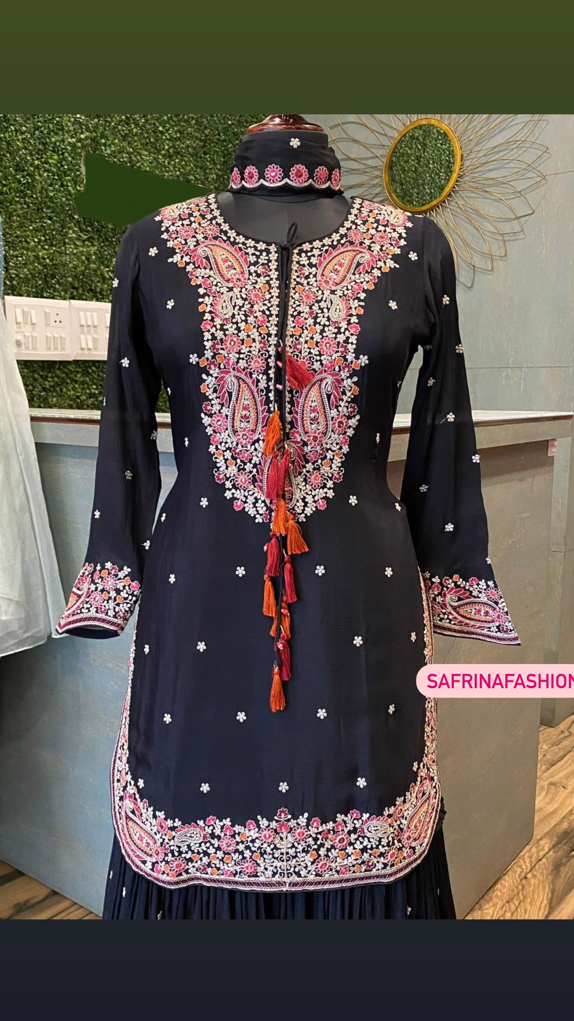 Black embroidery kurta set - Saffronfashionindia