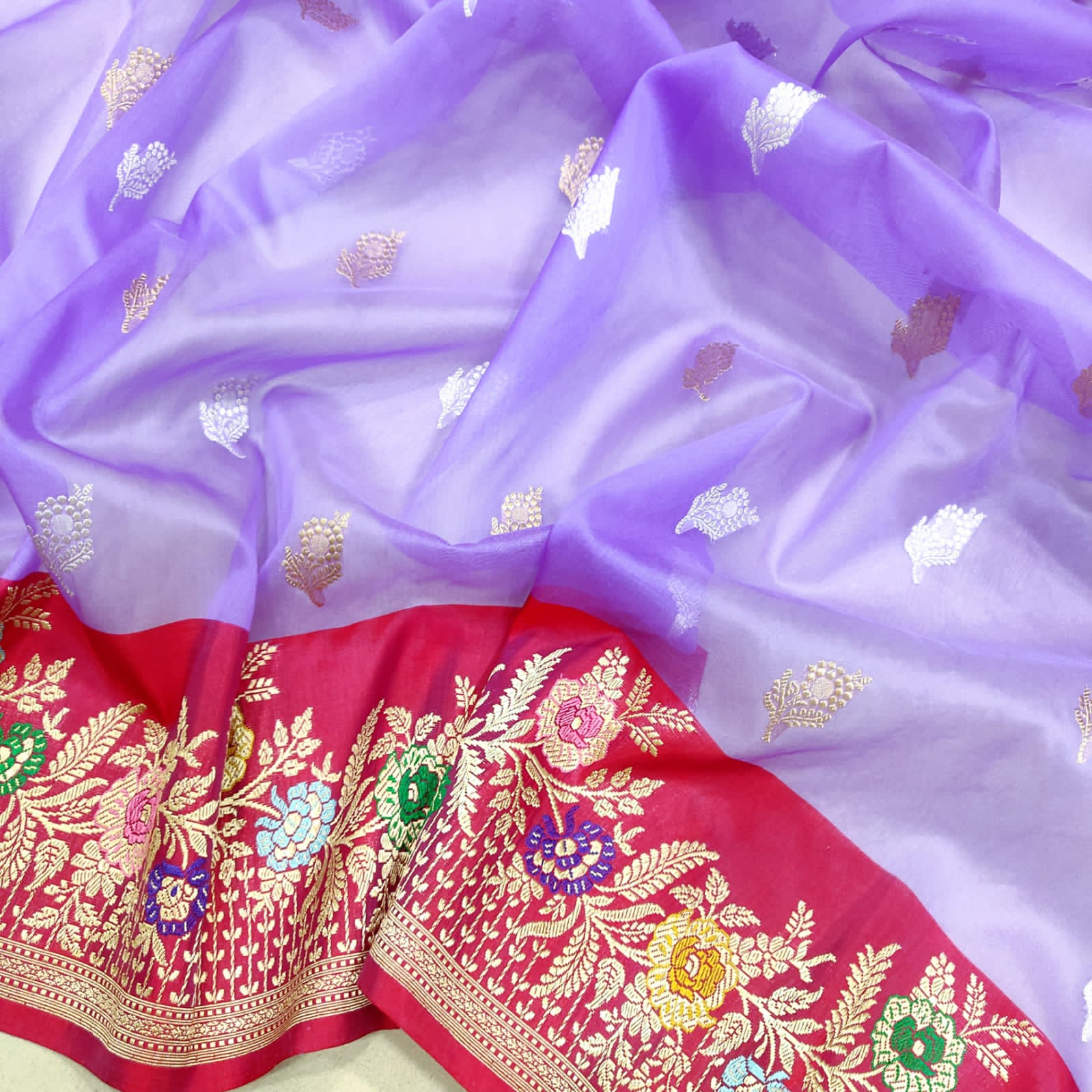 Naveena kora handwoven silk sarees - Saffronfashionindia