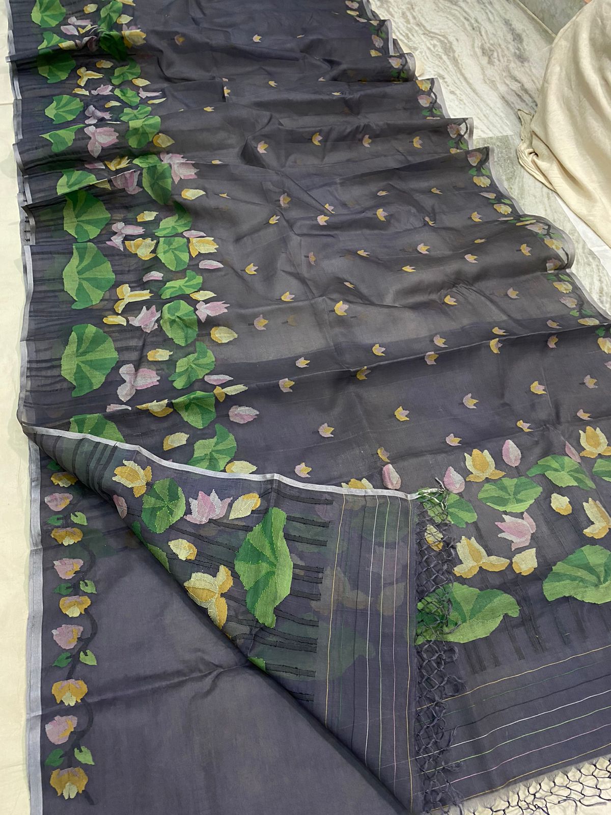 Alpa muslin jamdani saree - Saffronfashionindia