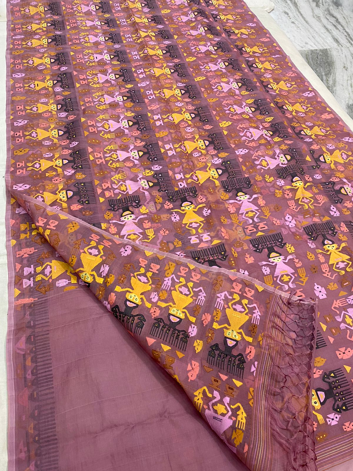 Daisydee tantuj muslin saree - Saffronfashionindia