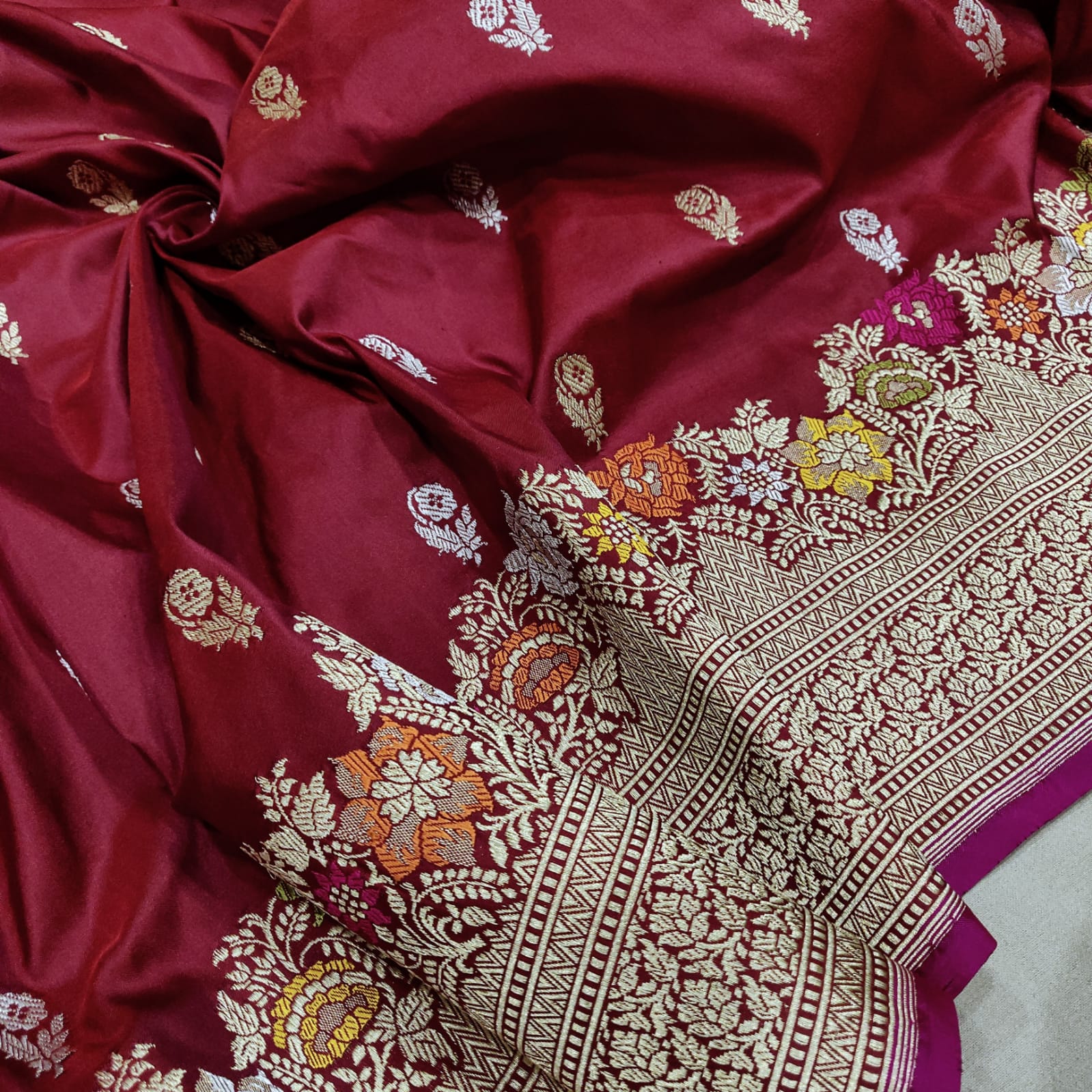 Rupali Katan silk handwoven saree - Saffronfashionindia