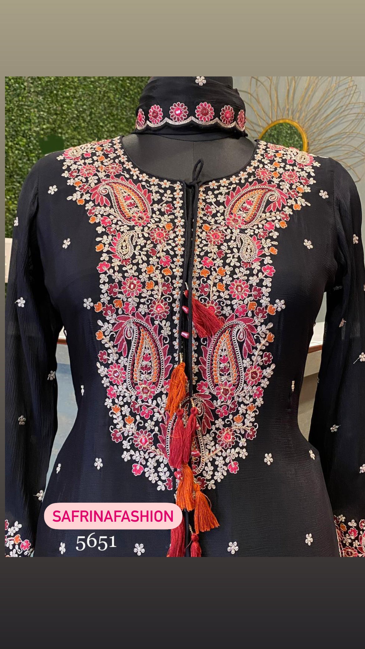 Black embroidery kurta set - Saffronfashionindia
