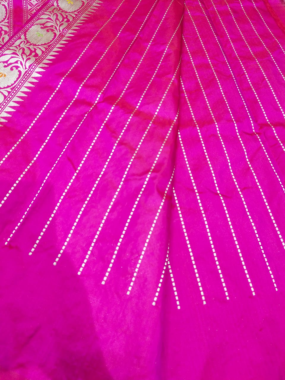 Bridal premium handwoven kadwa Rupa zari saree - Saffronfashionindia