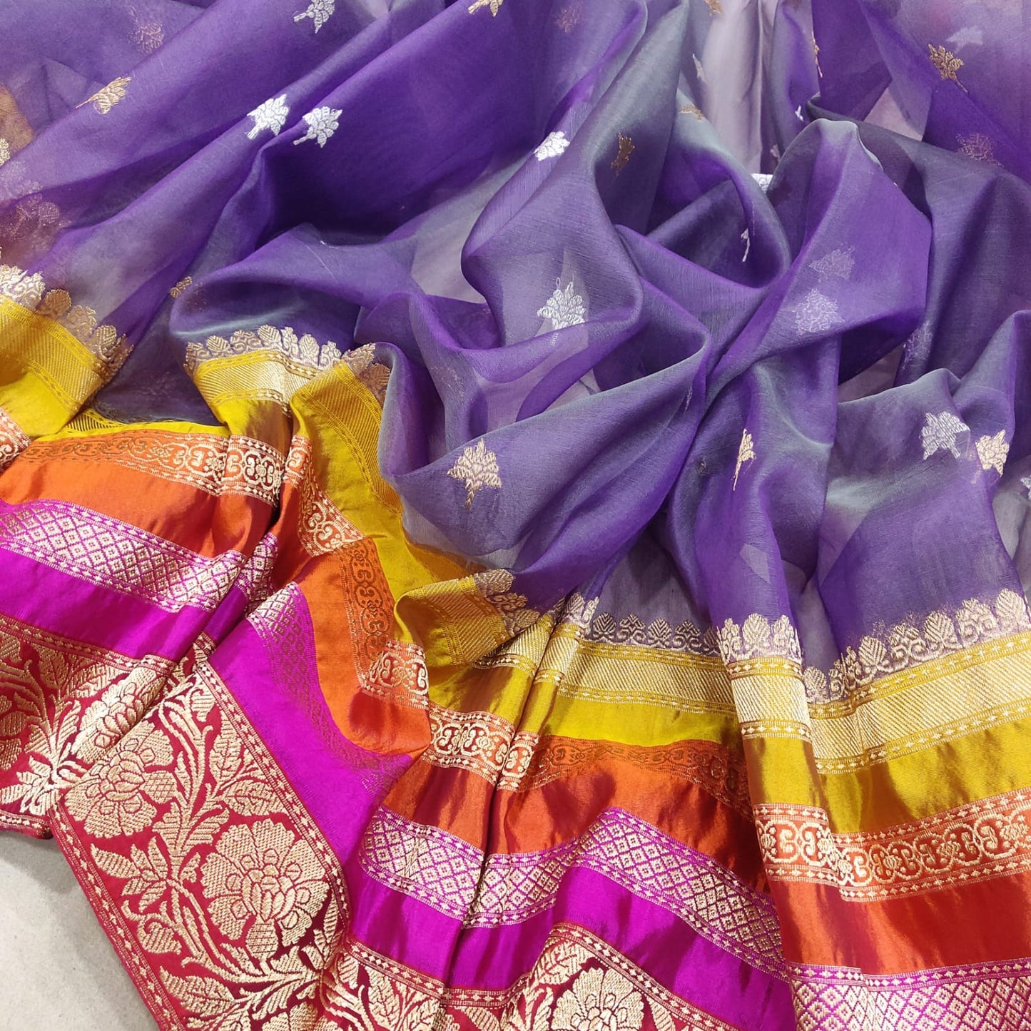 Kismis kora handwoven saree - Saffronfashionindia