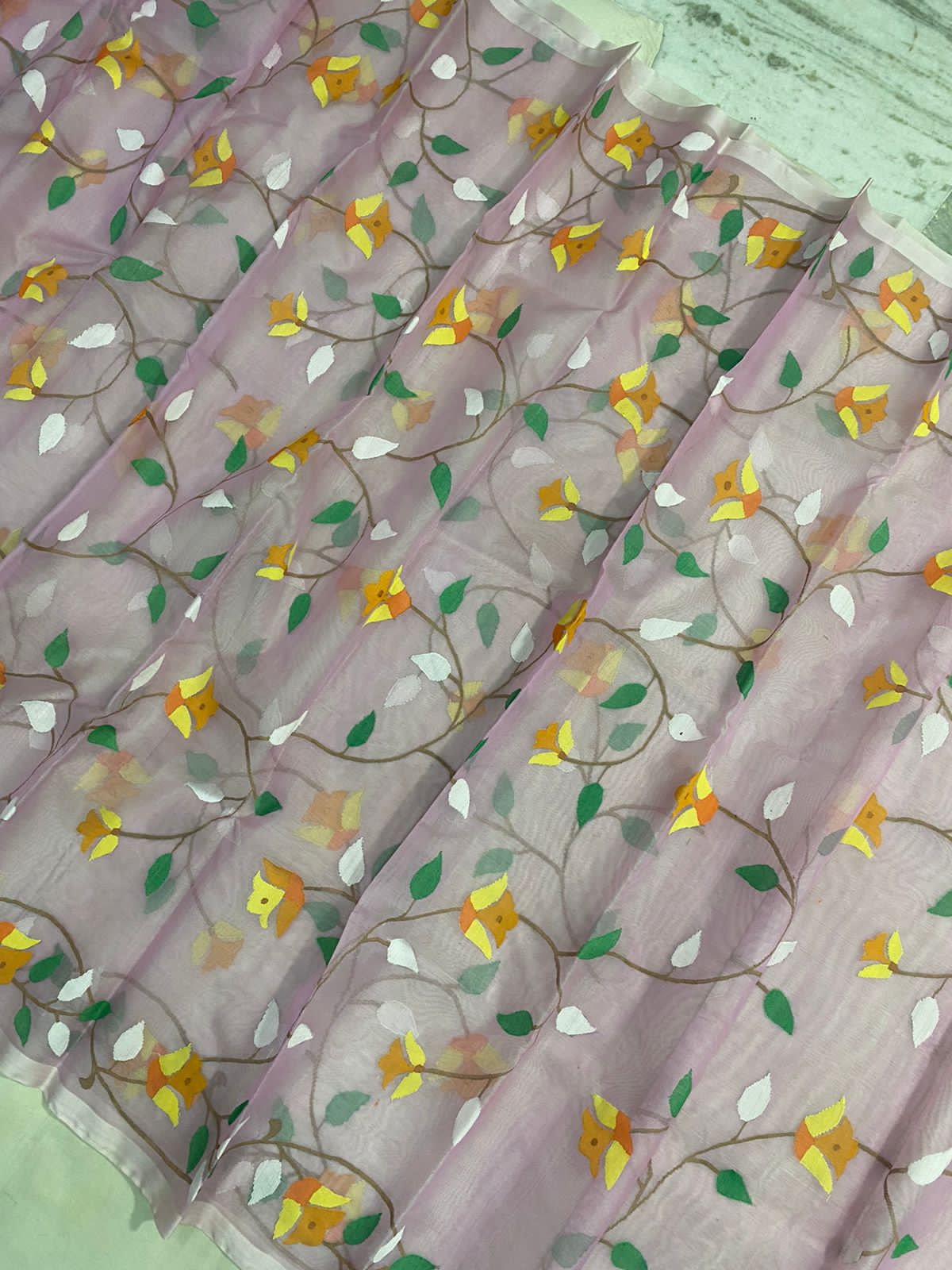 Pinkilla muslin tantuj saree - Saffronfashionindia