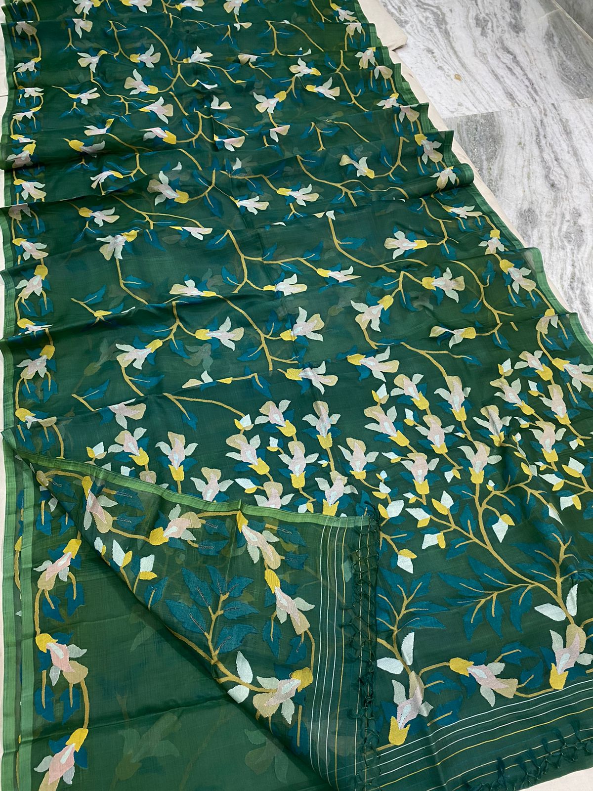 Gremash jamdani saree - Saffronfashionindia