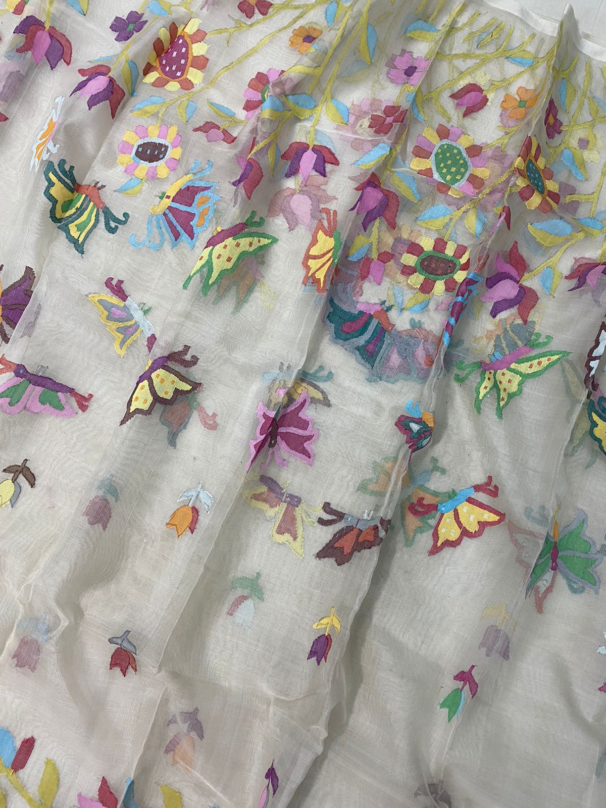 Blossom tantuj handwoven muslin jamdani saree - Saffronfashionindia