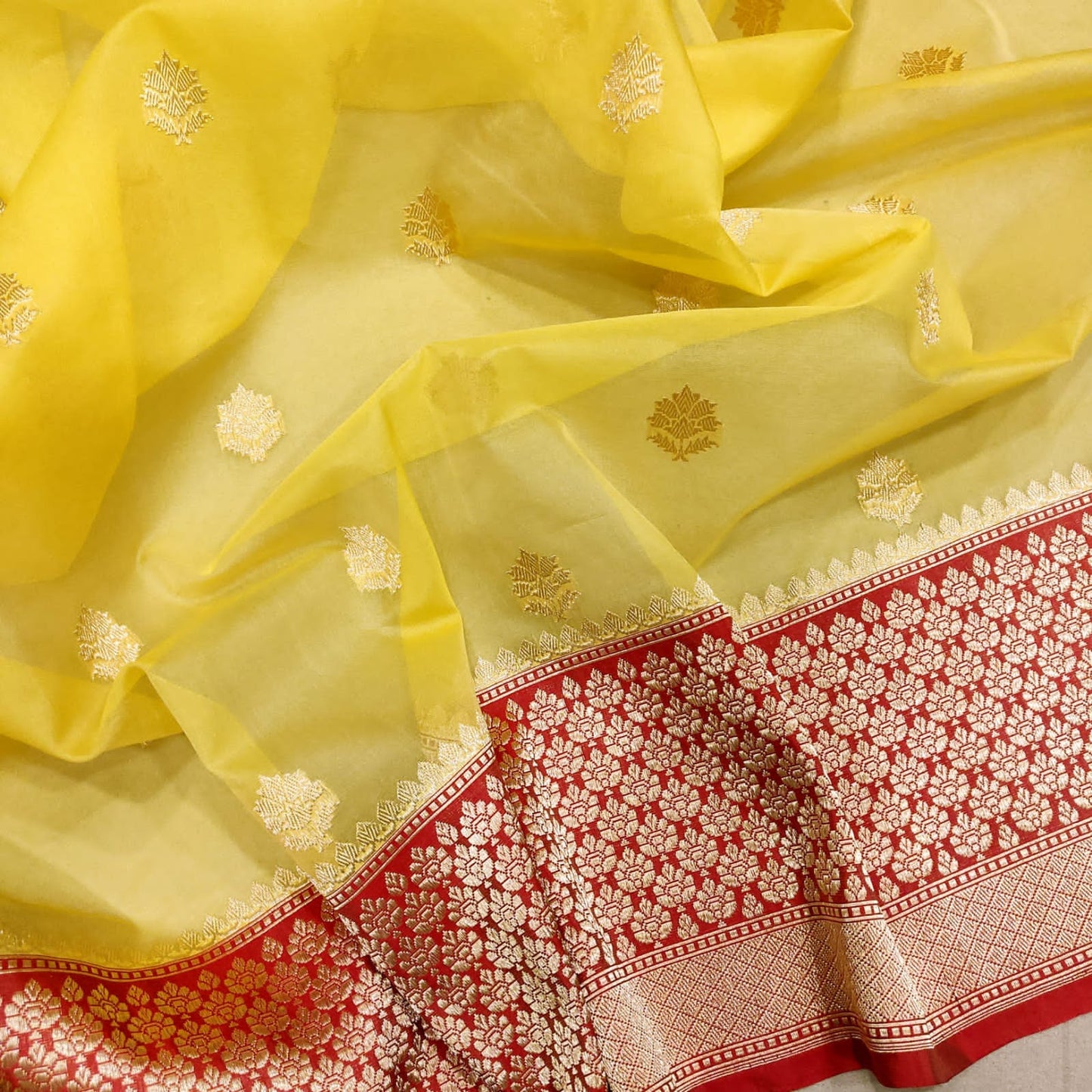 Yellow kora handwoven kadwa saree - Saffronfashionindia