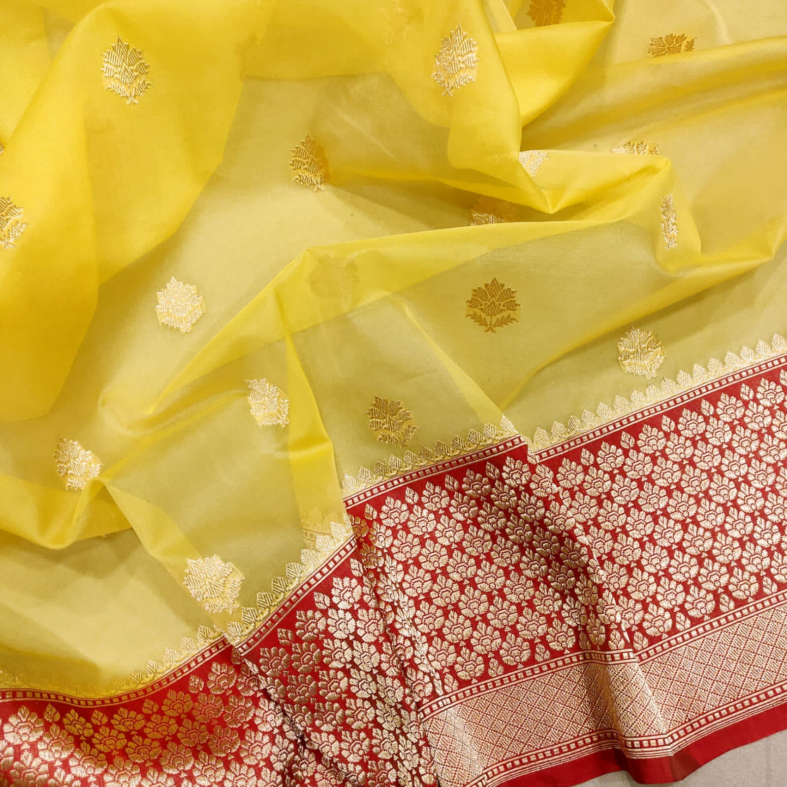 Yellow kora handwoven kadwa saree - Saffronfashionindia