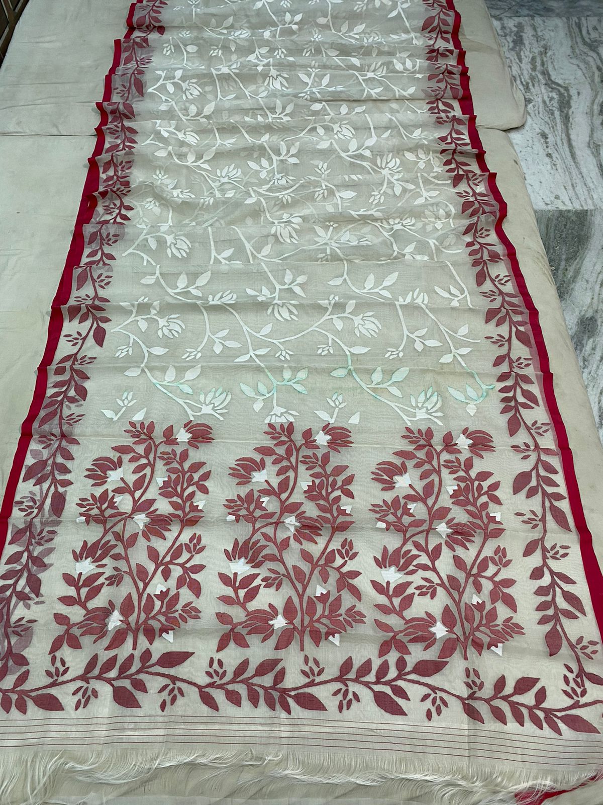 Ravi muslin tantuj jamdani saree - Saffronfashionindia