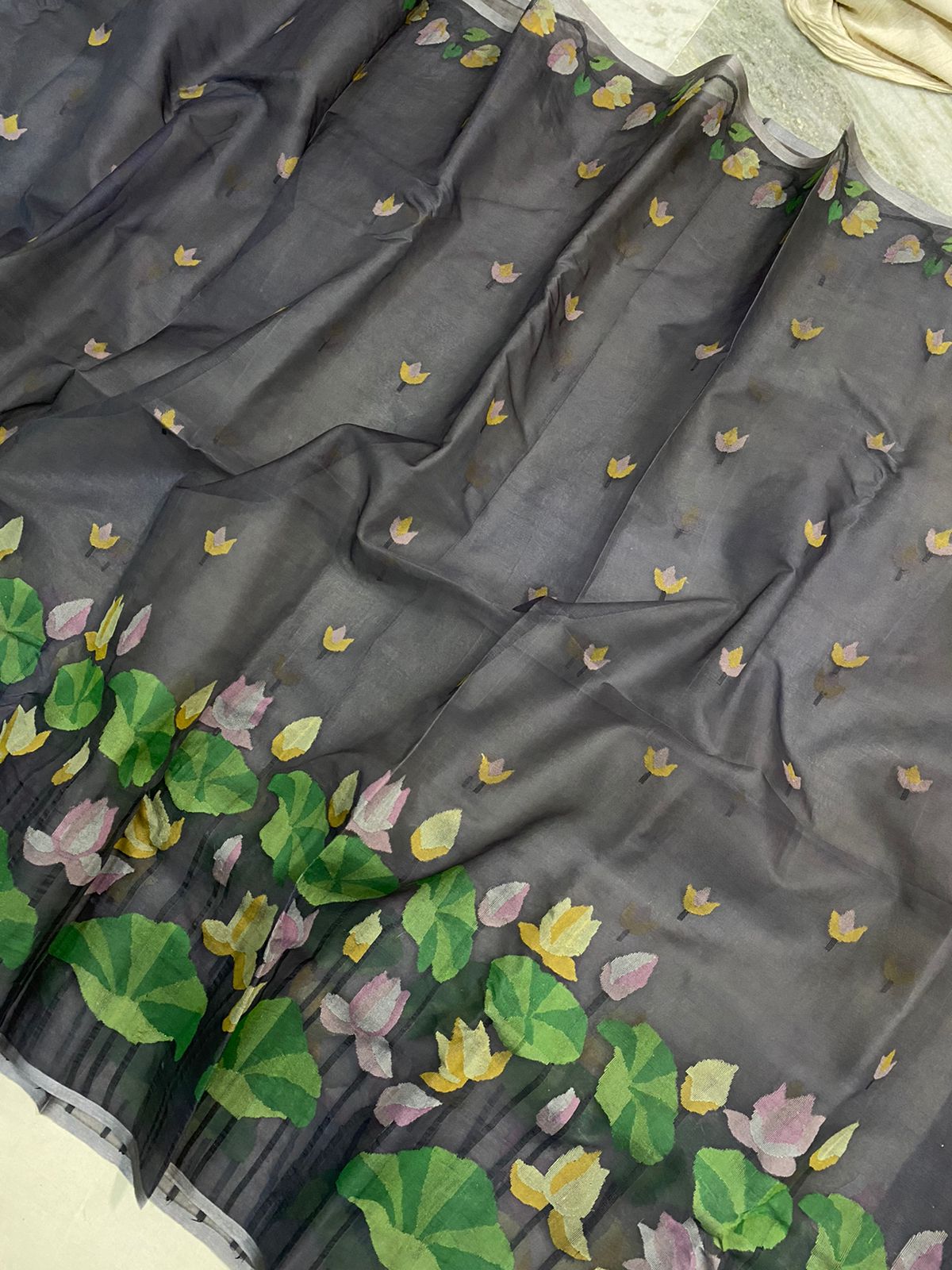 Alpa muslin jamdani saree - Saffronfashionindia