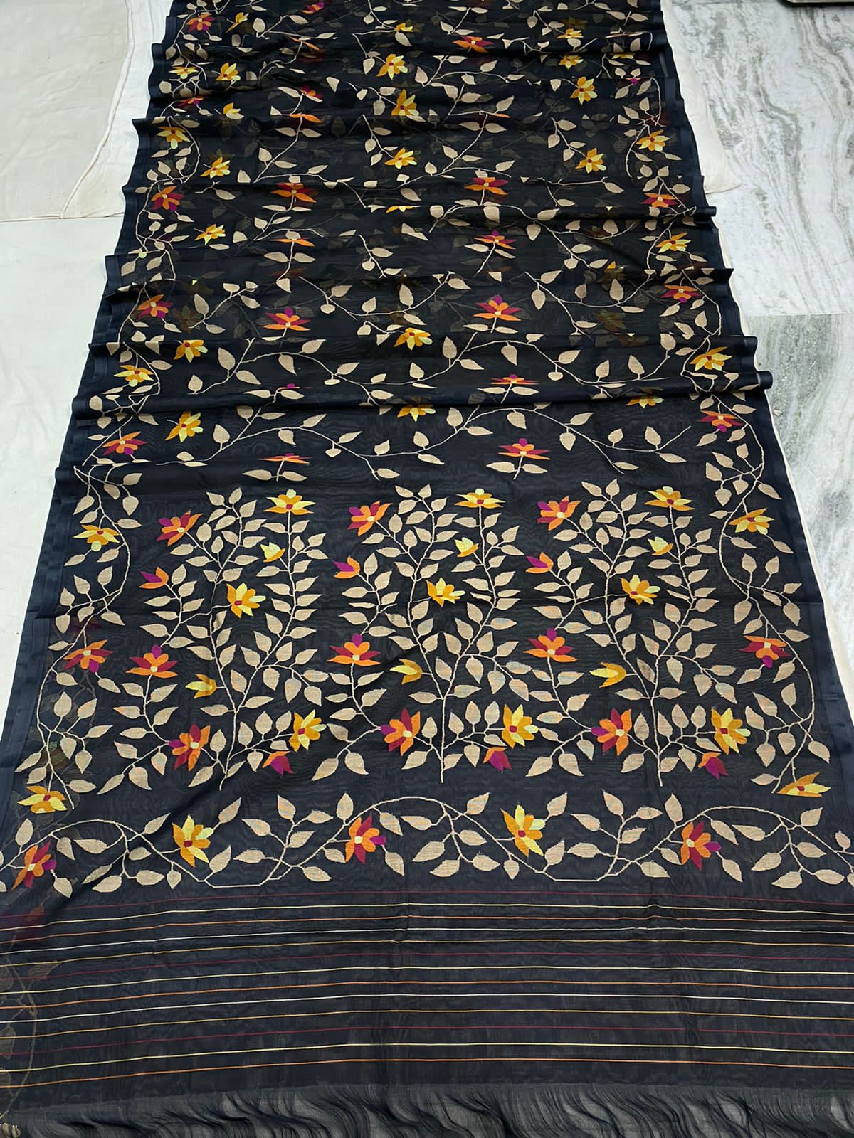 Muslin black tantuj jamdani saris - Saffronfashionindia