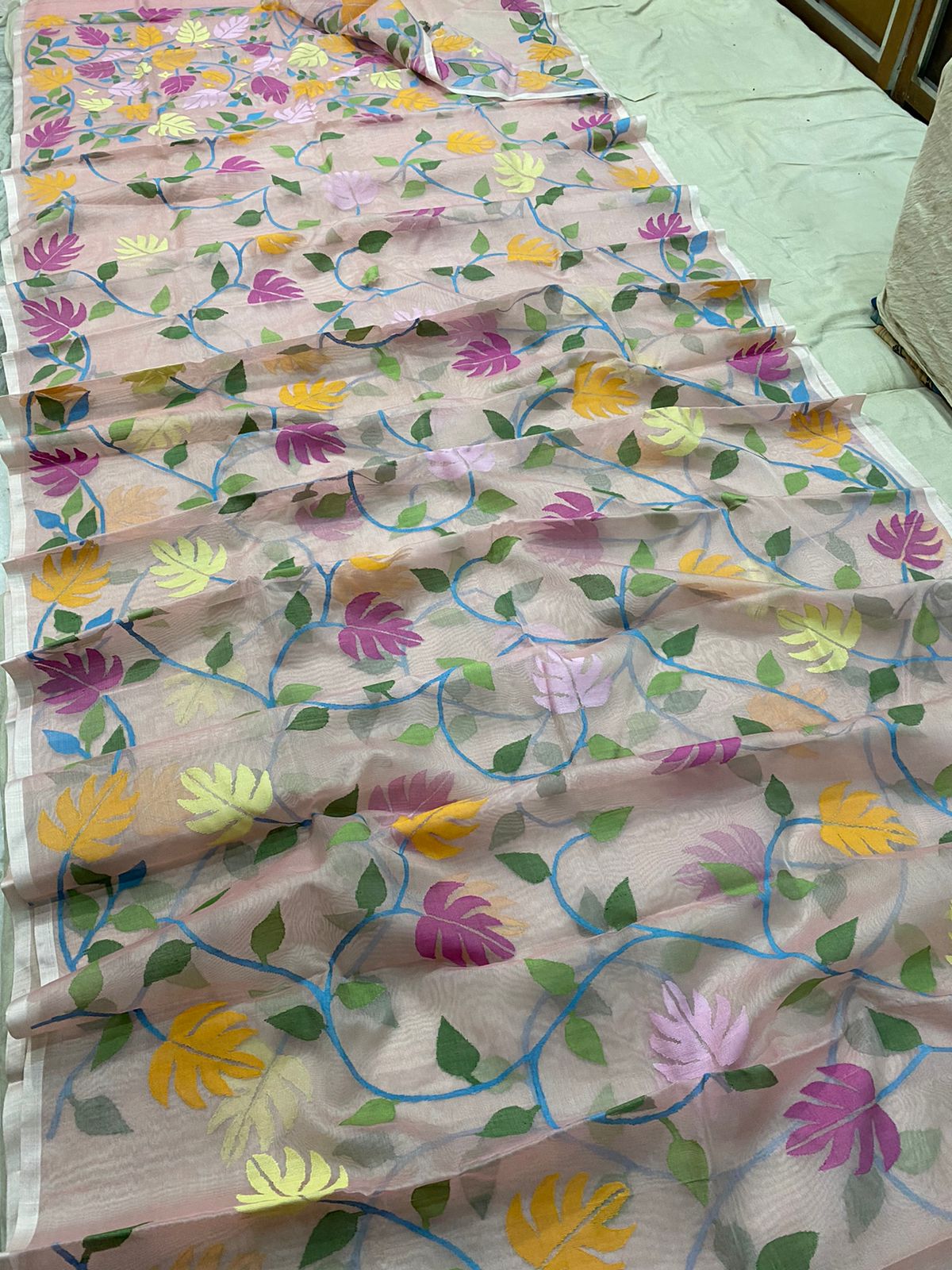 Divita tantuj handwoven jamdani saree - Saffronfashionindia