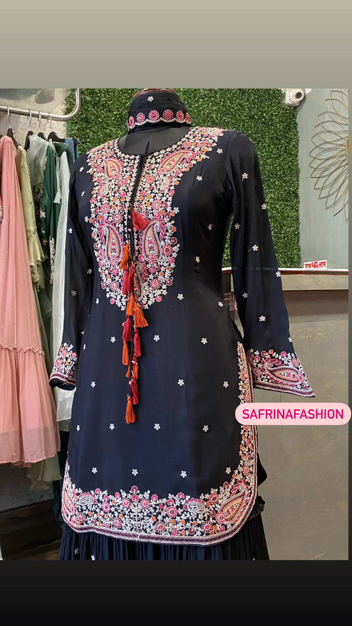 Black embroidery kurta set - Saffronfashionindia