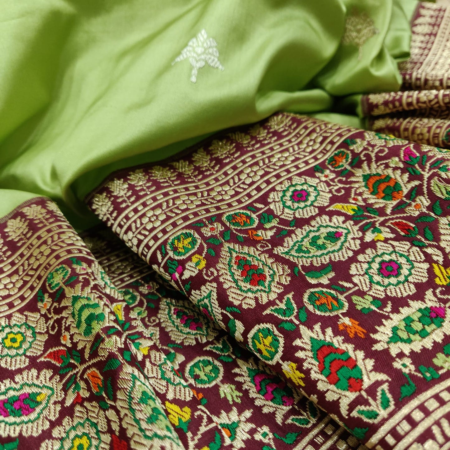 Vintage Banarsi Katan silk saree - Saffronfashionindia