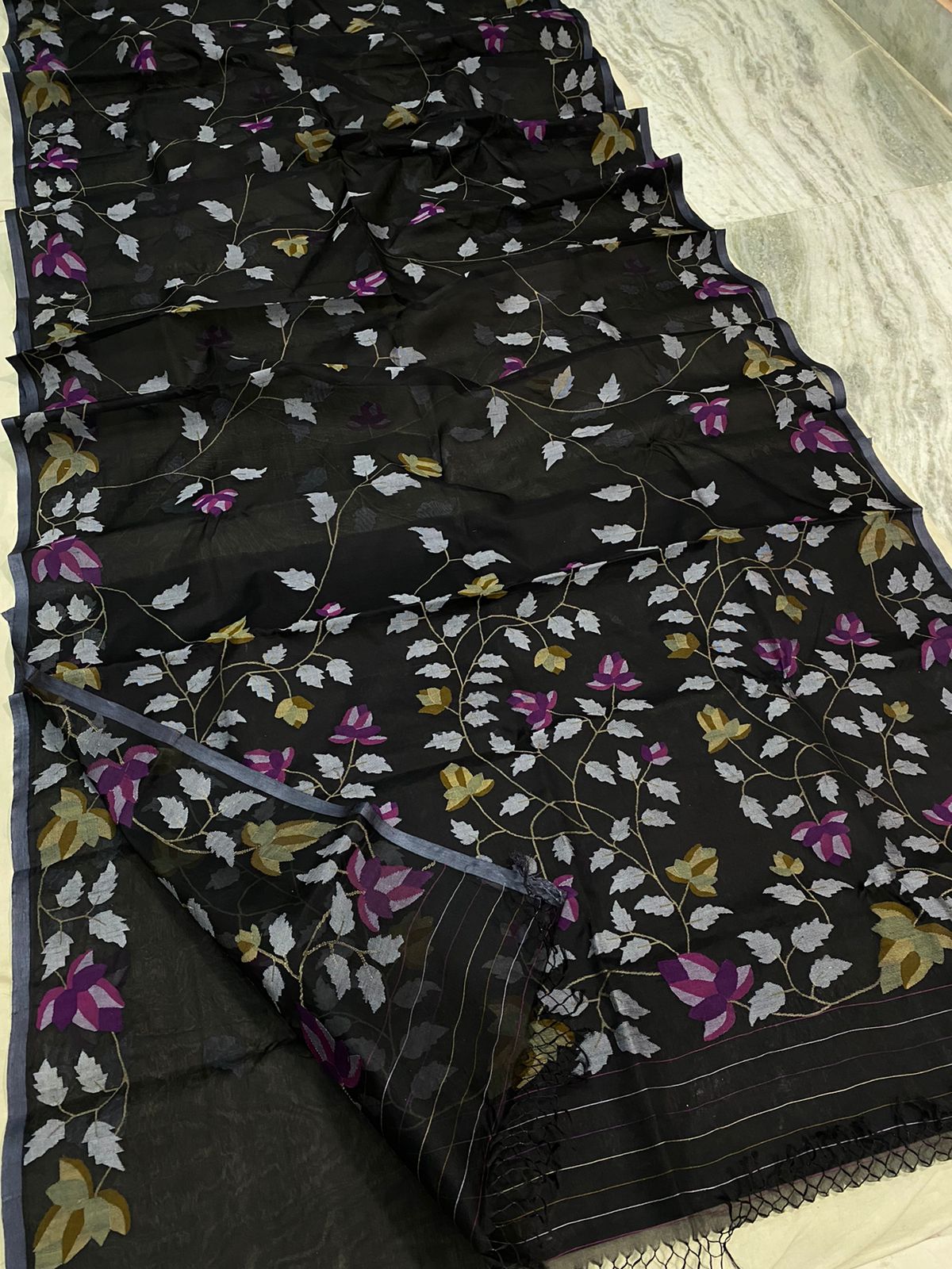 Rivaz muslin jamdani saree - Saffronfashionindia